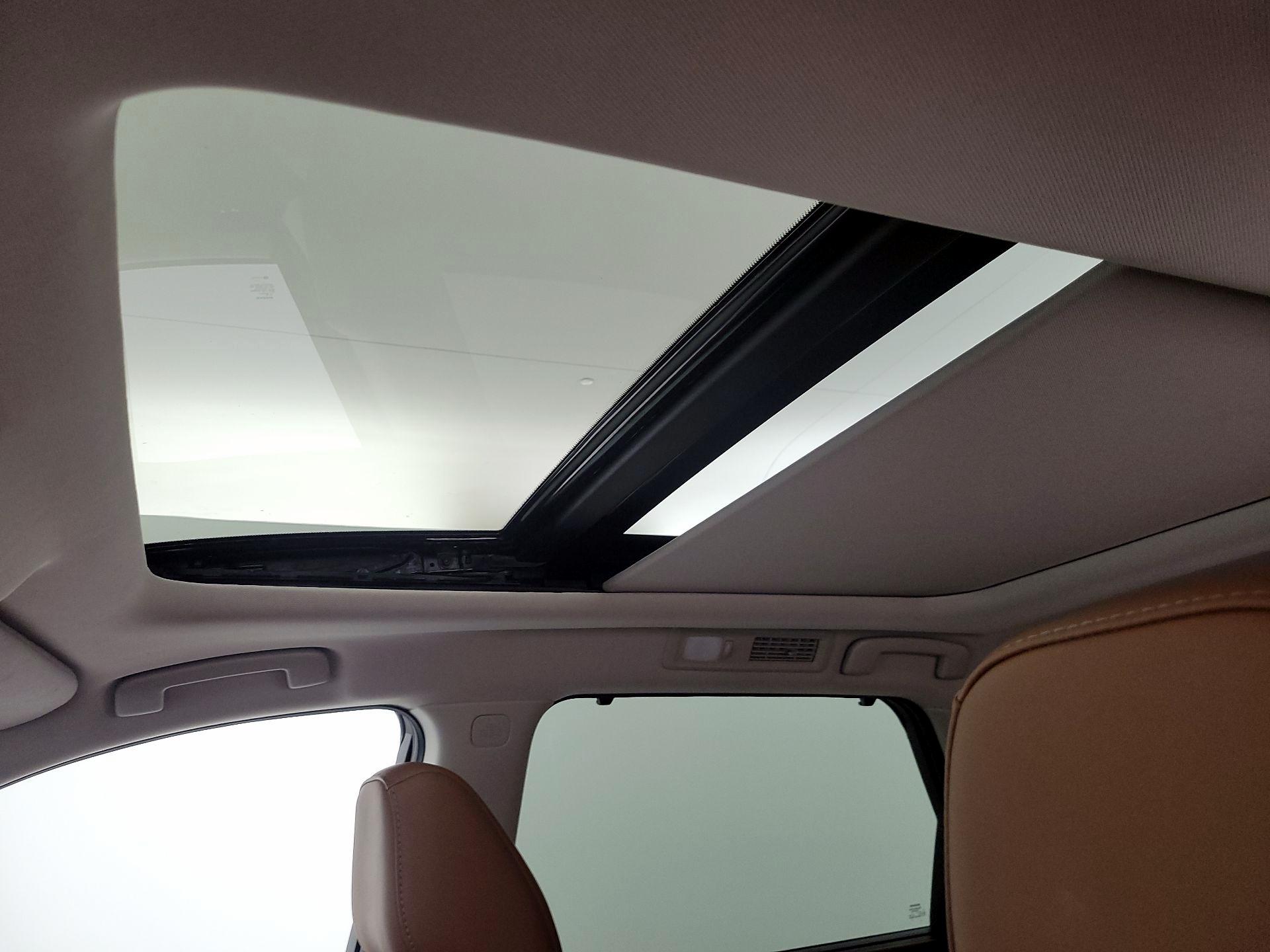 Thumbnail: 2023 Nissan Pathfinder - 20