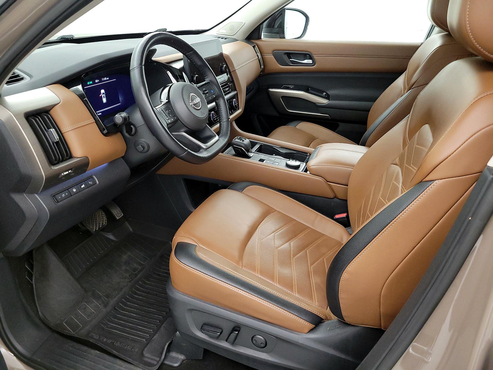 Thumbnail: 2023 Nissan Pathfinder - 11