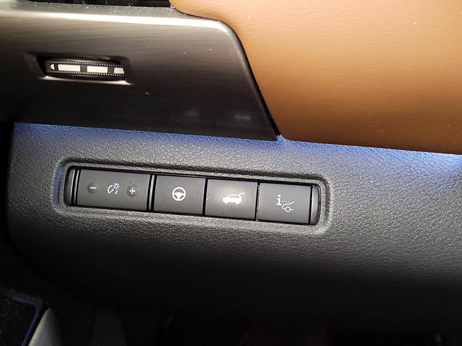 Thumbnail: 2023 Nissan Pathfinder - 13