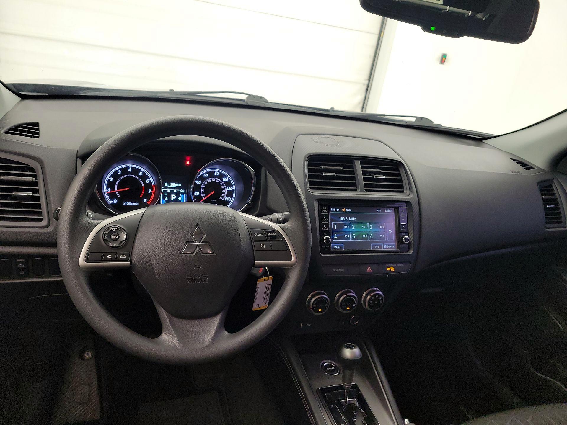 Thumbnail: 2024 Mitsubishi Outlander Sport - 9