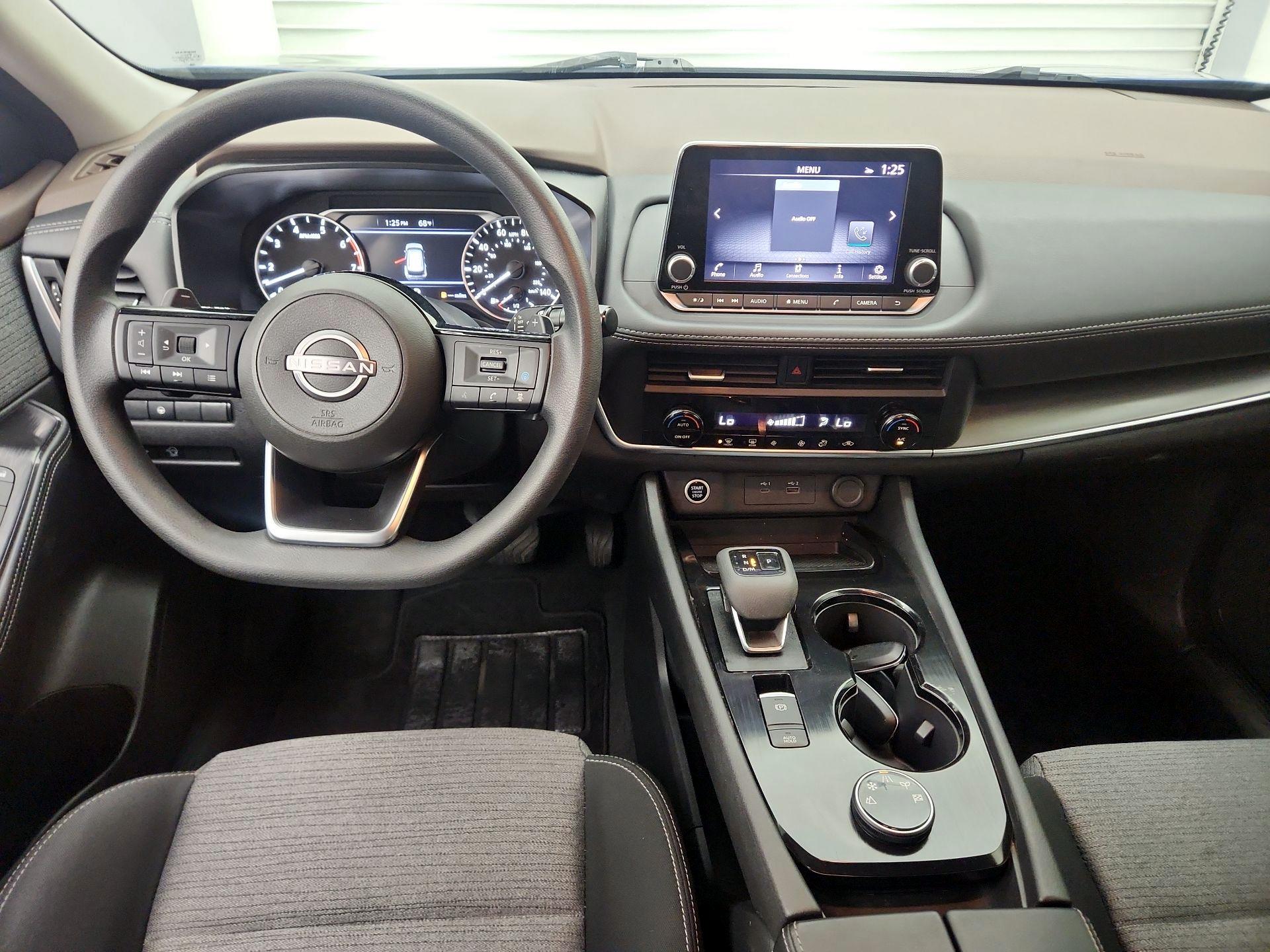 Thumbnail: 2023 Nissan Rogue - 9