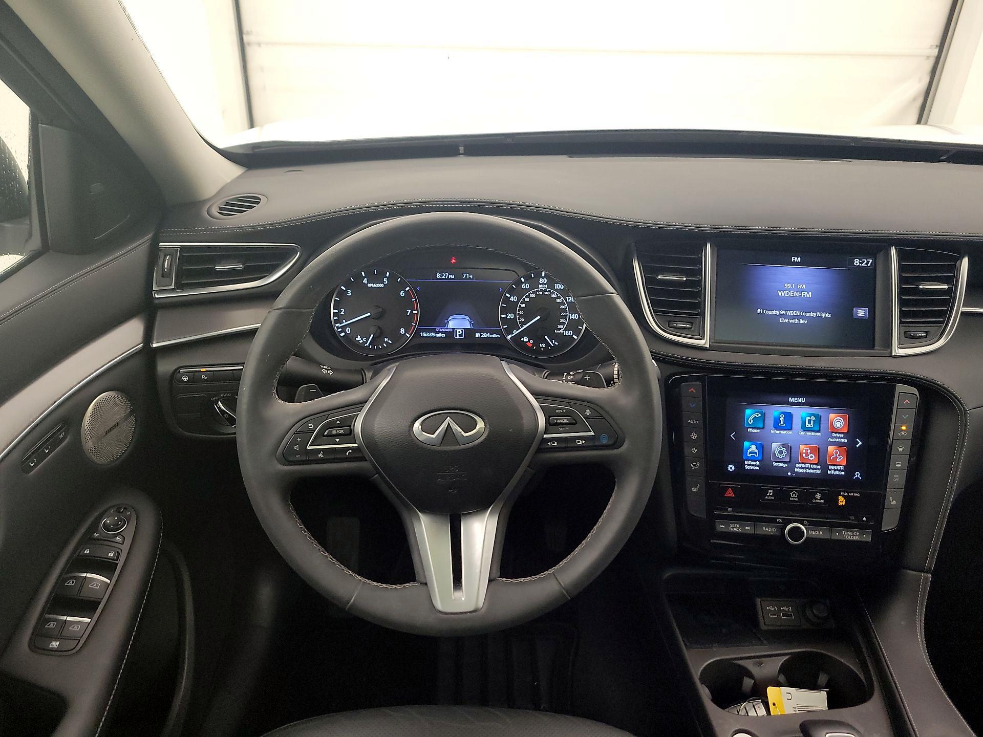 Thumbnail: 2023 INFINITI QX50 - 10