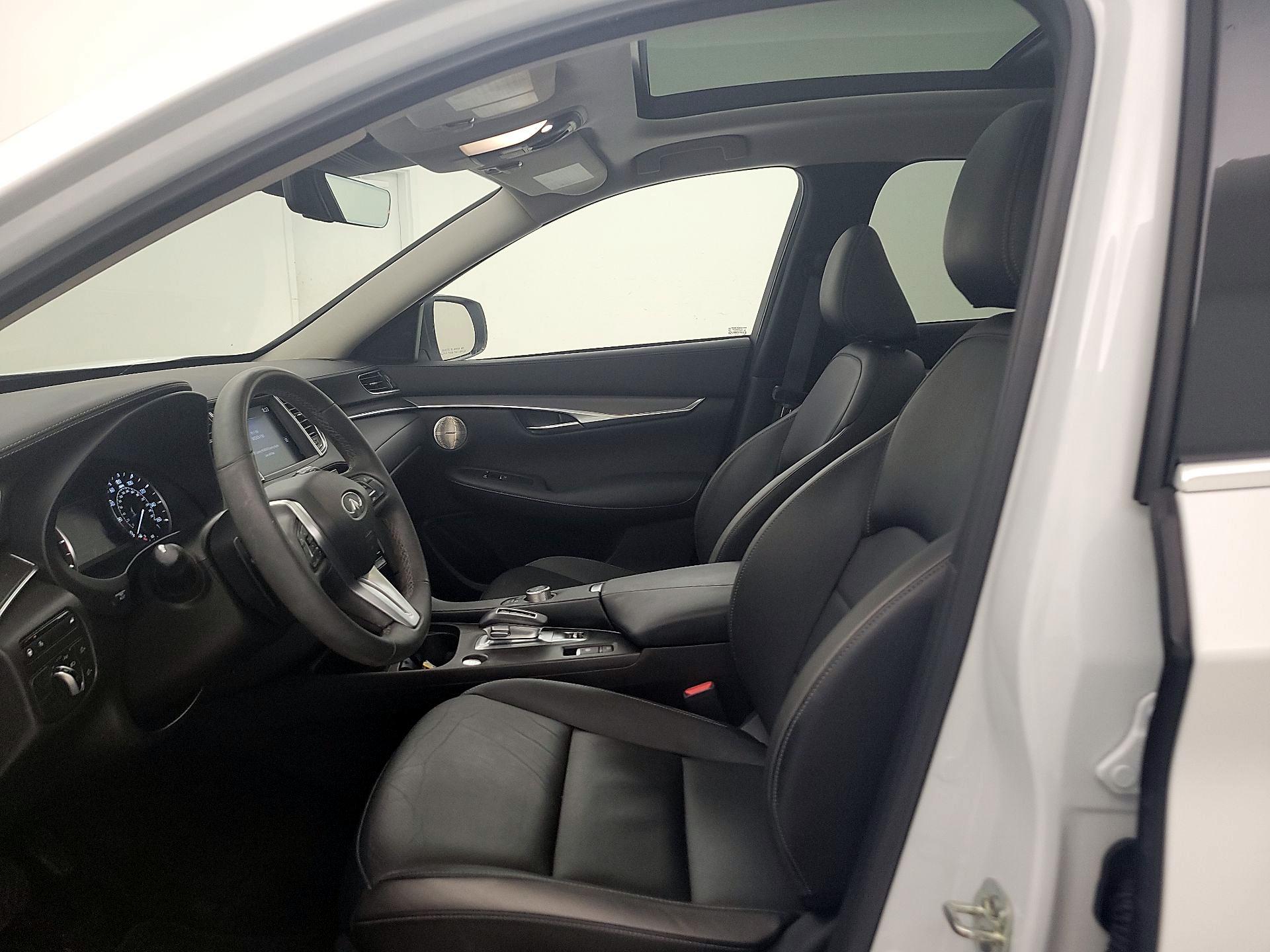 Thumbnail: 2023 INFINITI QX50 - 11