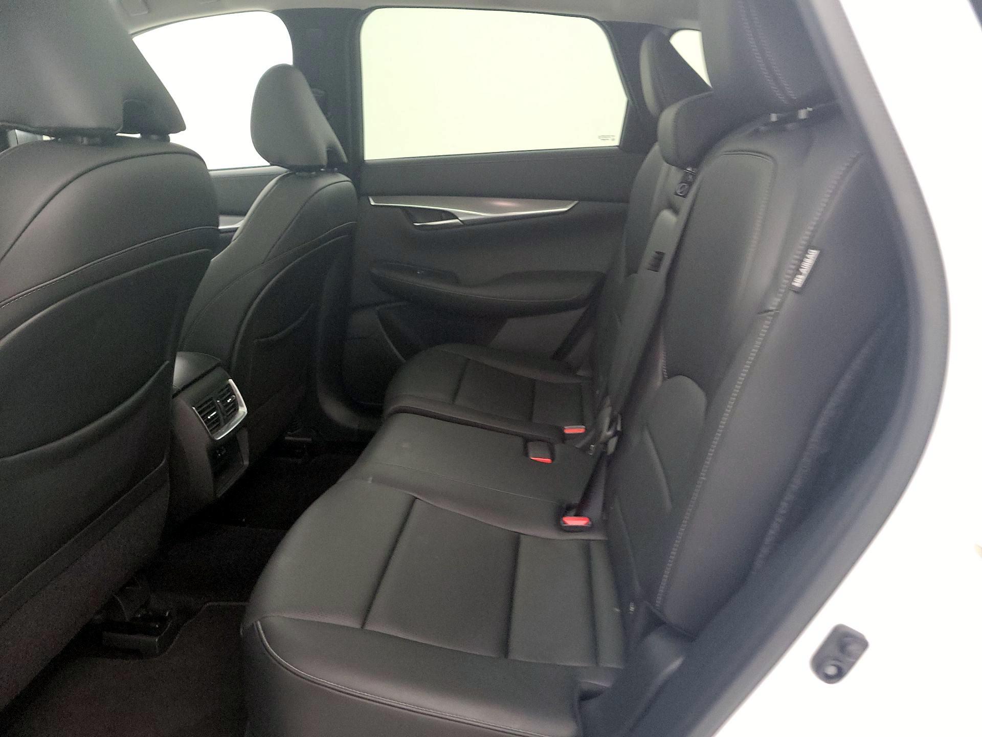 Thumbnail: 2023 INFINITI QX50 - 20