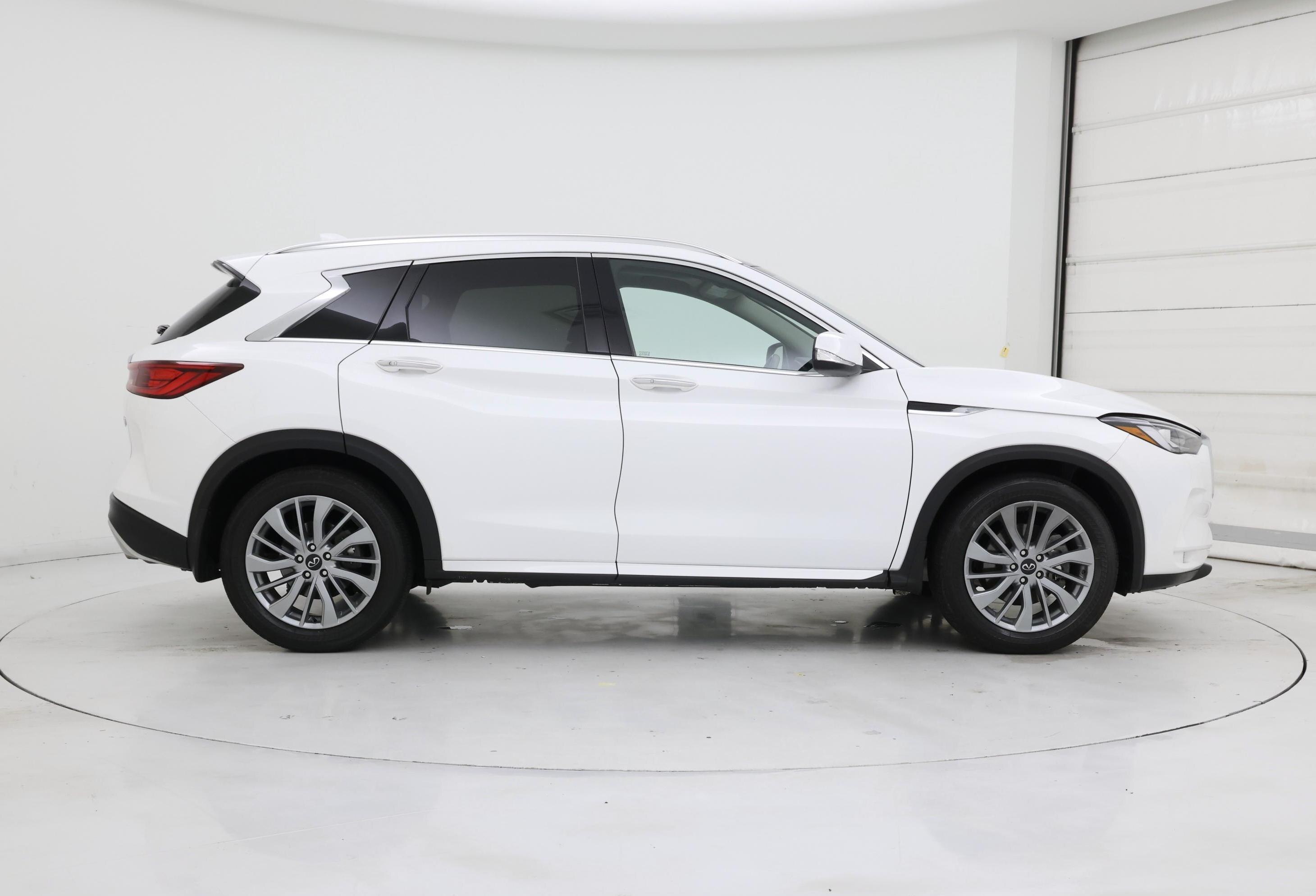 Thumbnail: 2023 INFINITI QX50 - 7