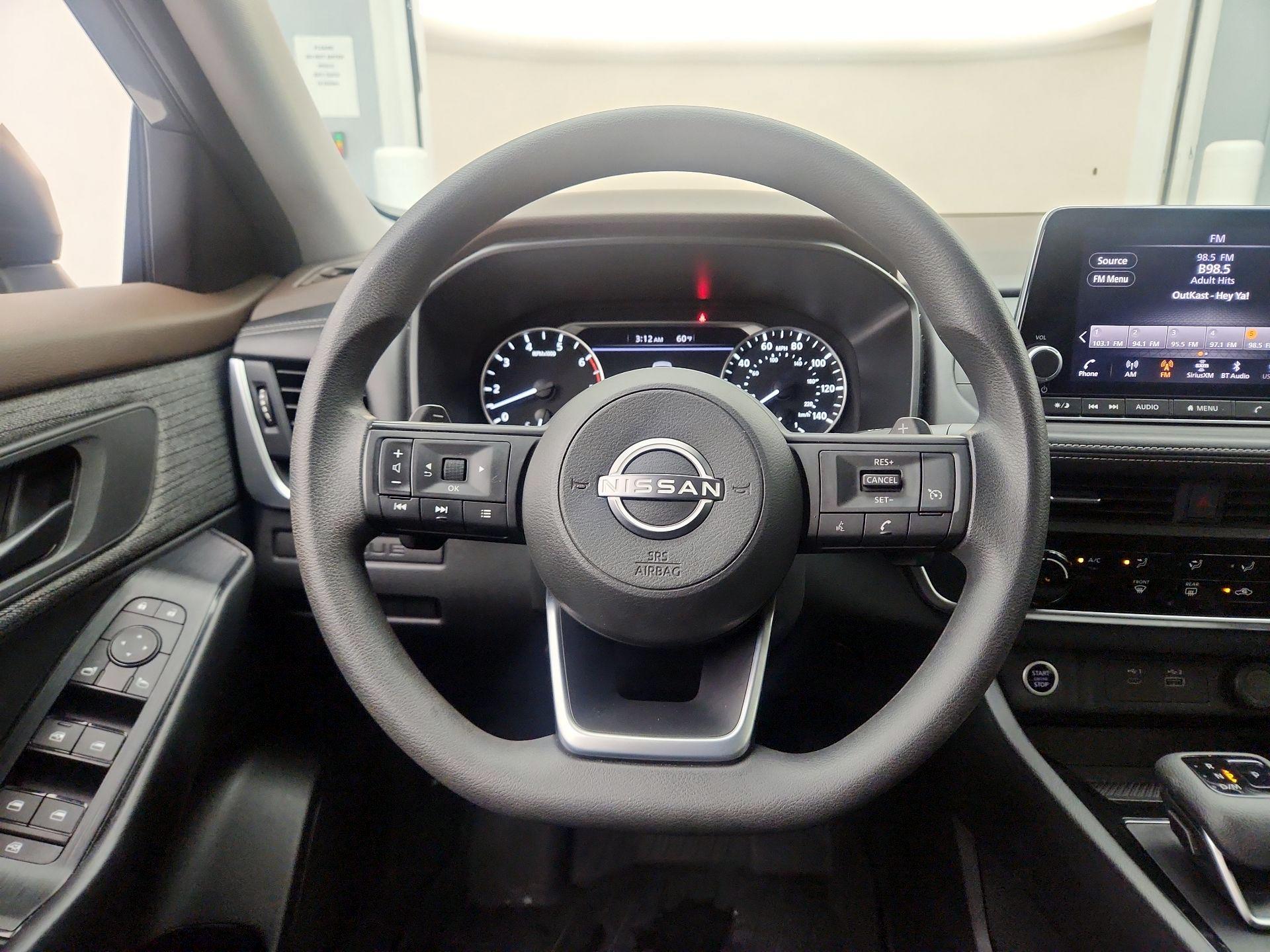 Thumbnail: 2023 Nissan Rogue - 10