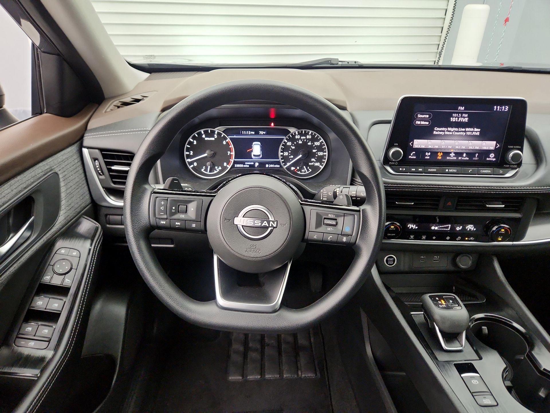 Thumbnail: 2023 Nissan Rogue - 10