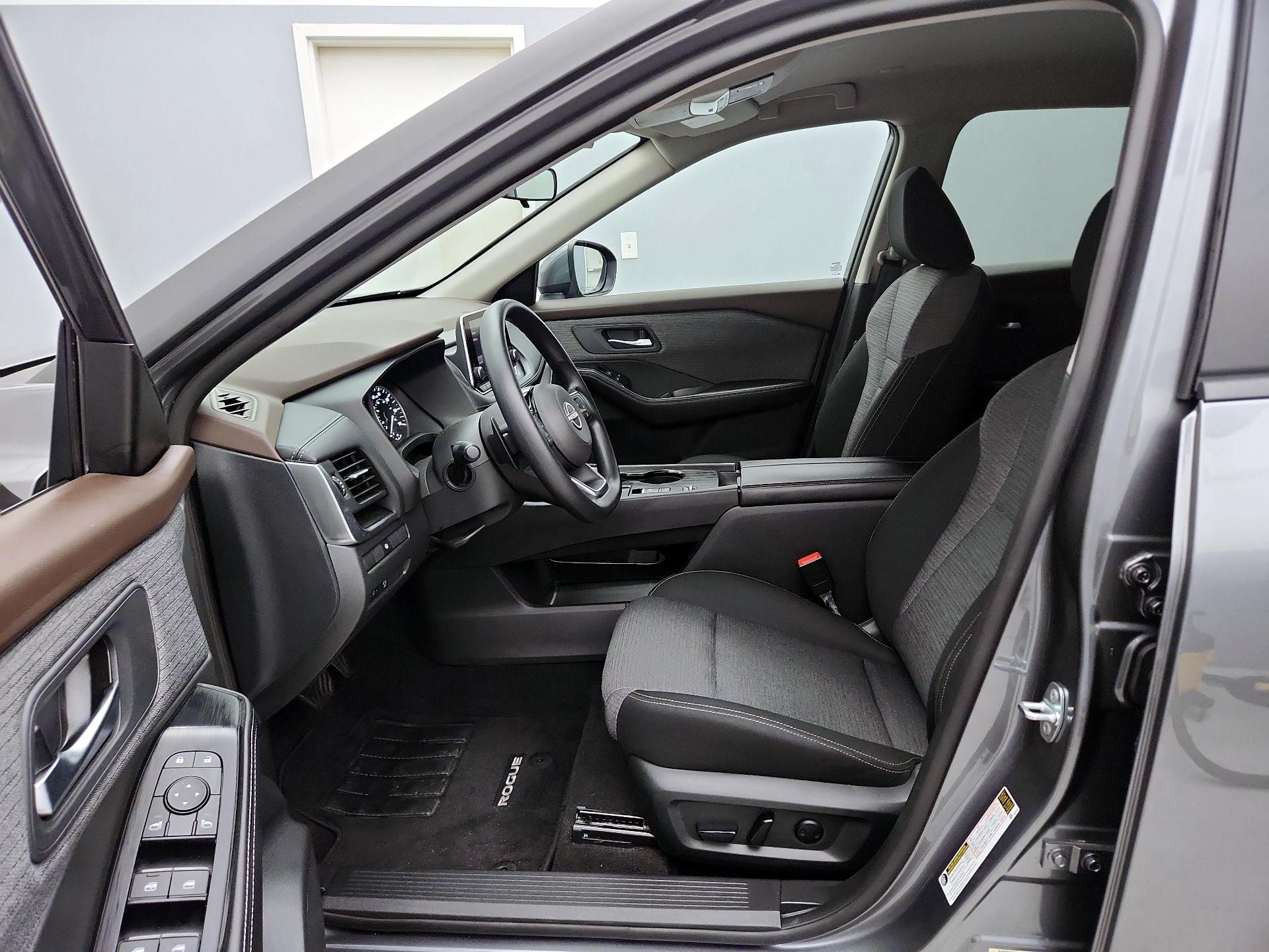 Thumbnail: 2023 Nissan Rogue - 11