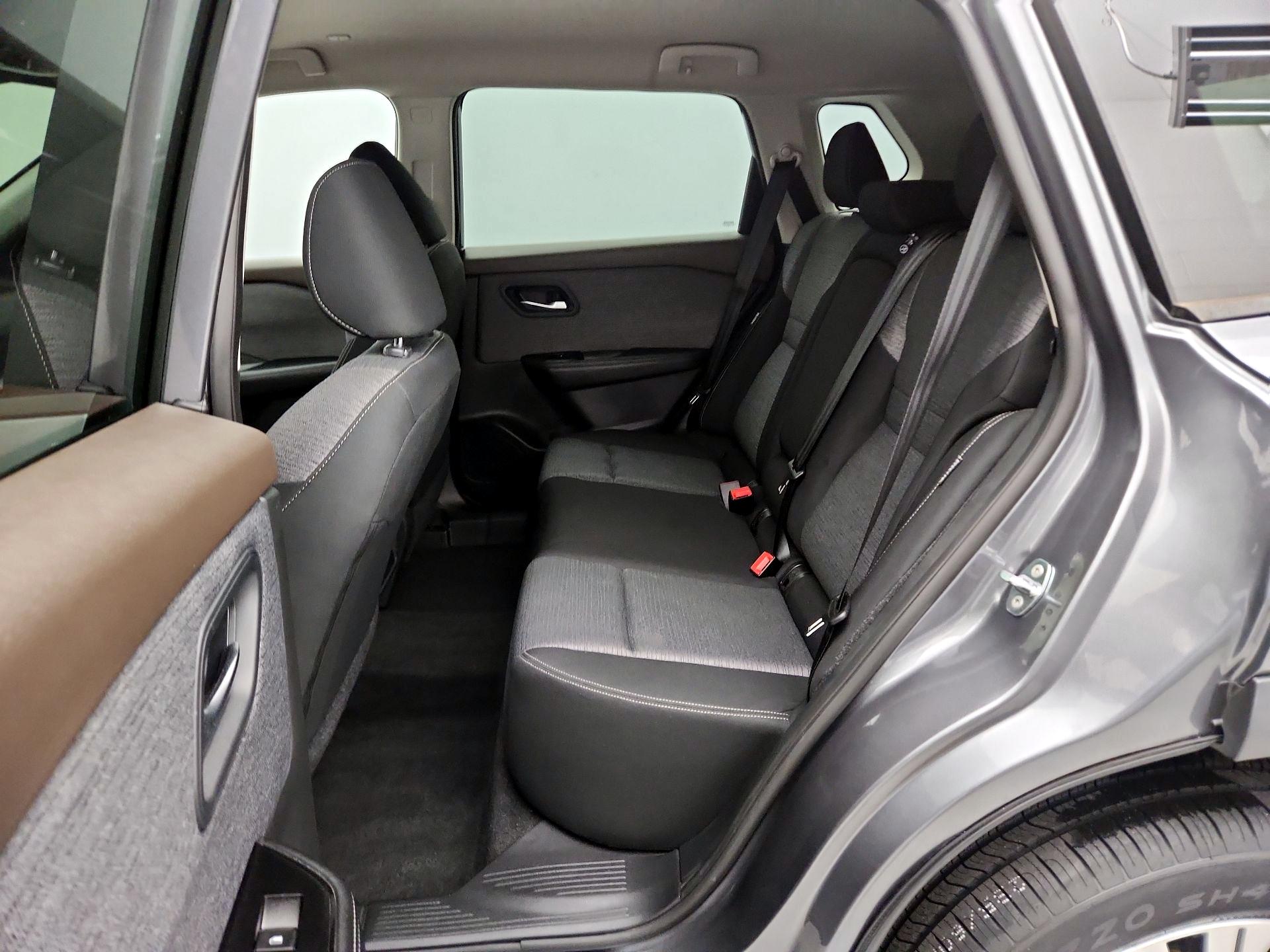 Thumbnail: 2023 Nissan Rogue - 19