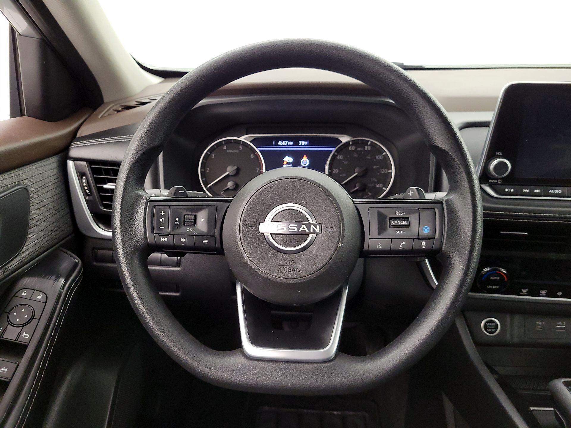 Thumbnail: 2023 Nissan Rogue - 10