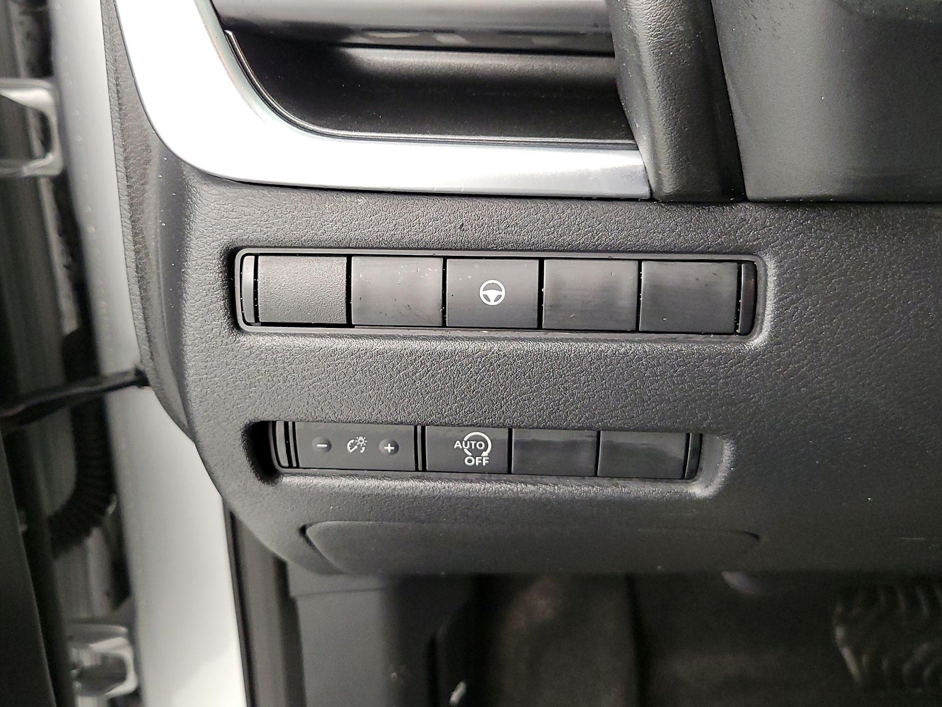 Thumbnail: 2023 Nissan Rogue - 13