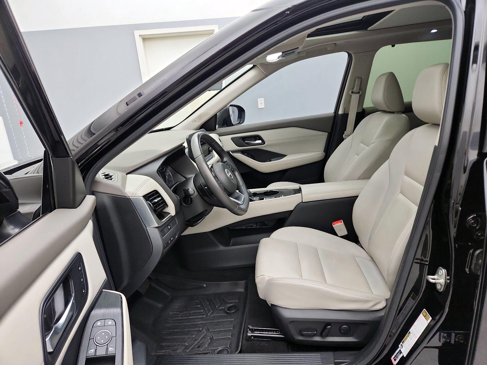 Thumbnail: 2023 Nissan Rogue - 11