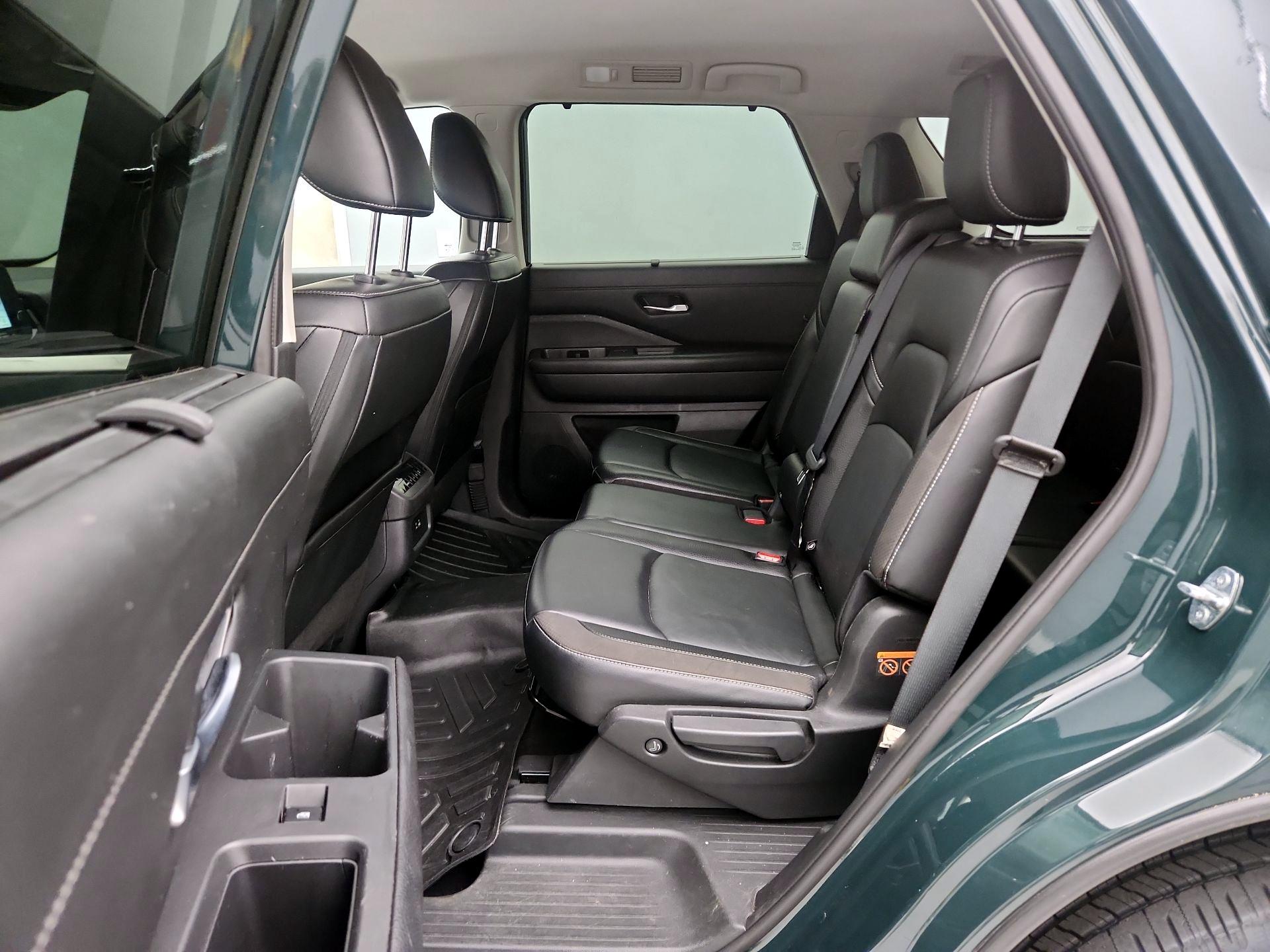 Thumbnail: 2023 Nissan Pathfinder - 20