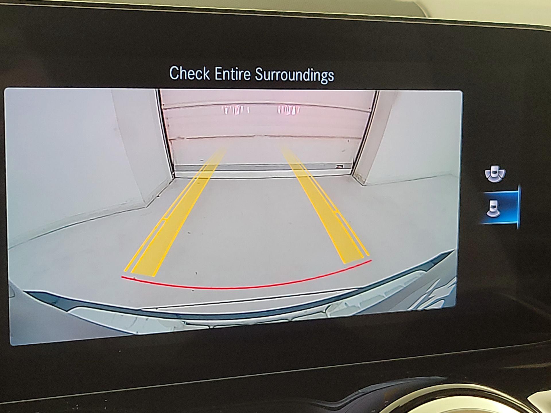 Thumbnail: 2023 Mercedes-Benz GLB - 14