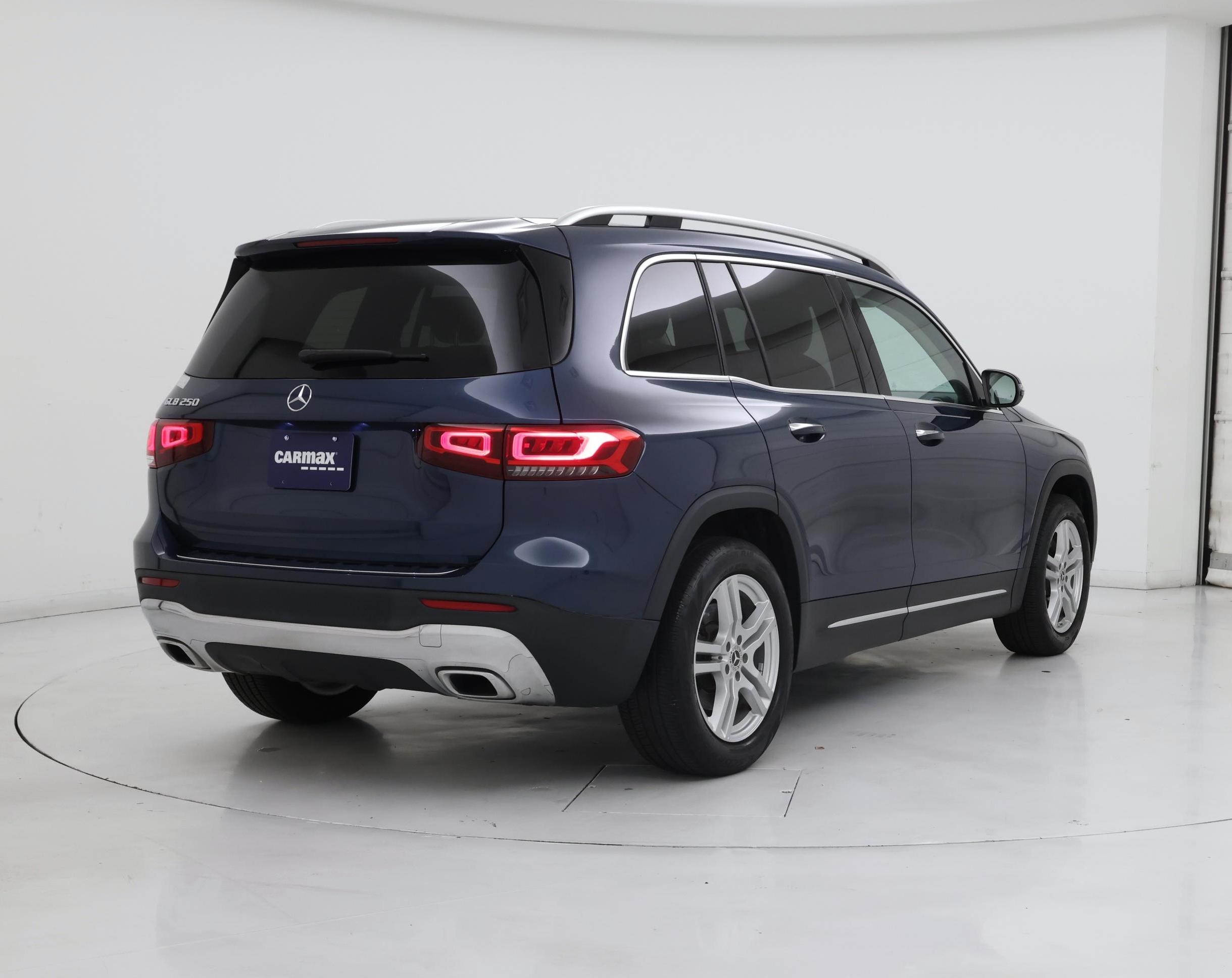 Thumbnail: 2023 Mercedes-Benz GLB - 8