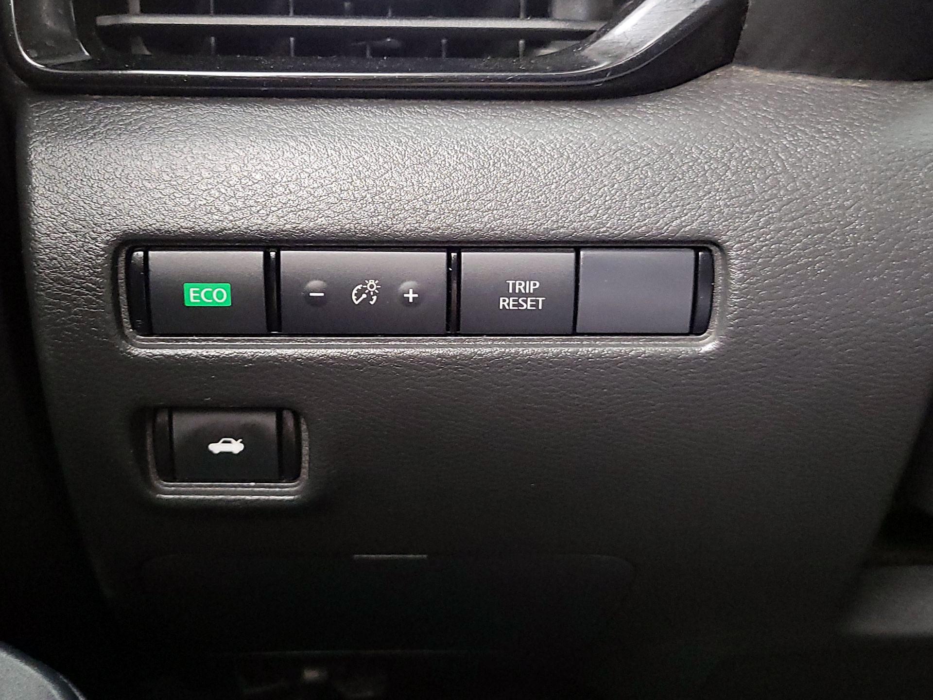 Thumbnail: 2023 Nissan Sentra - 13