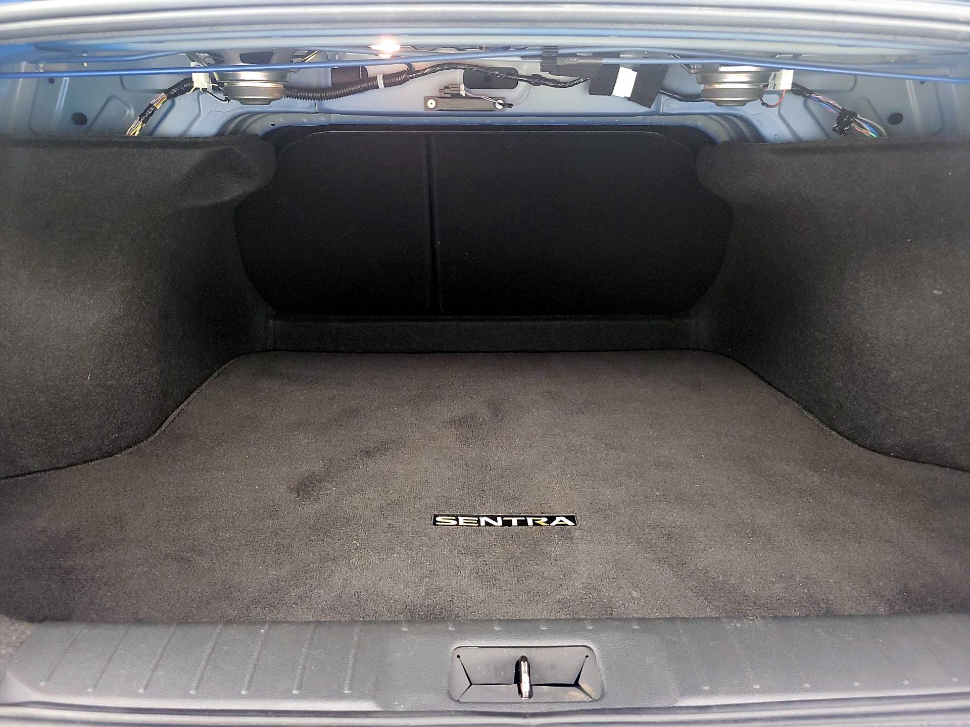 Thumbnail: 2023 Nissan Sentra - 20