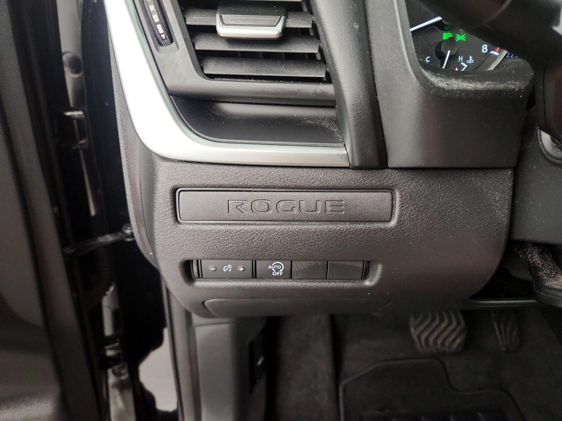 Thumbnail: 2023 Nissan Rogue - 13