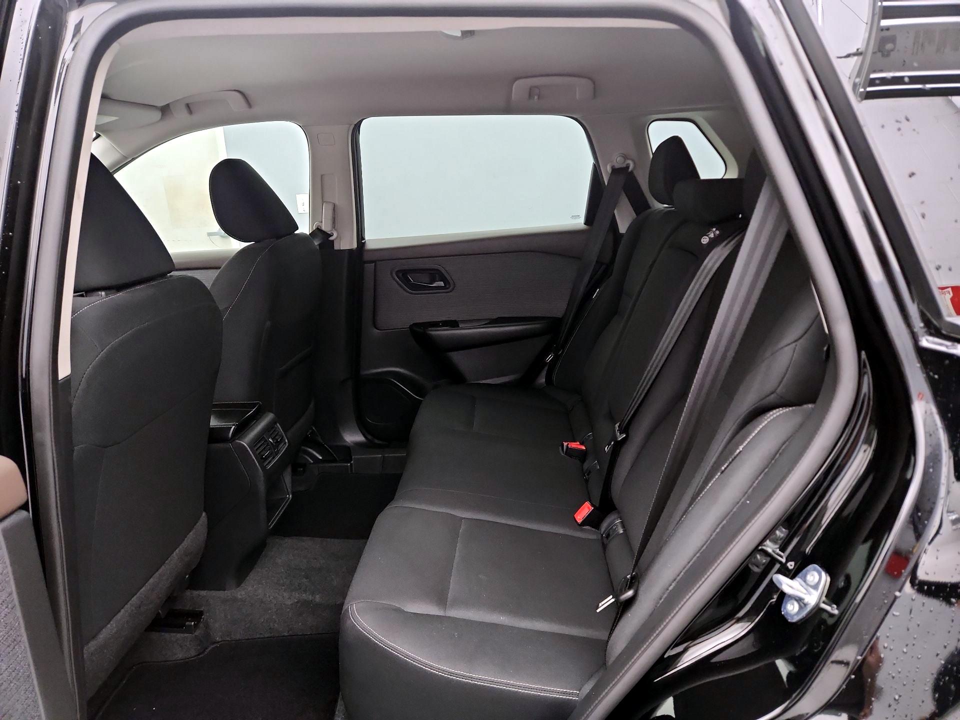 Thumbnail: 2023 Nissan Rogue - 19