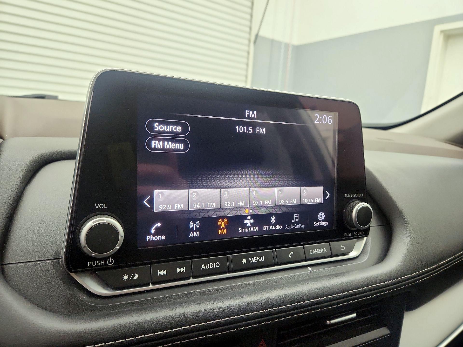 Thumbnail: 2023 Nissan Rogue - 15