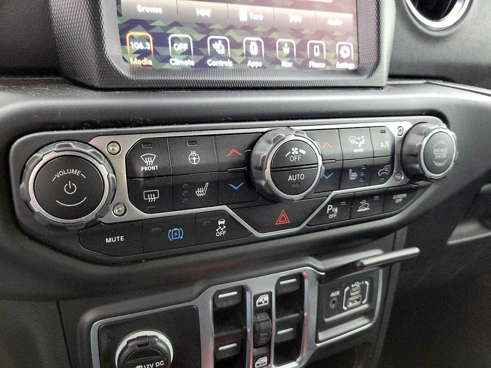 2023 Jeep Wrangler 4xe Rubicon 4XE - Photo 18