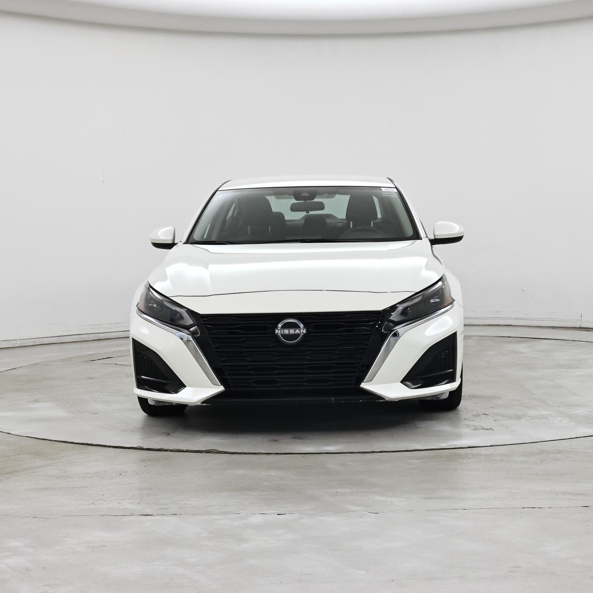 Thumbnail: 2023 Nissan Altima - 5