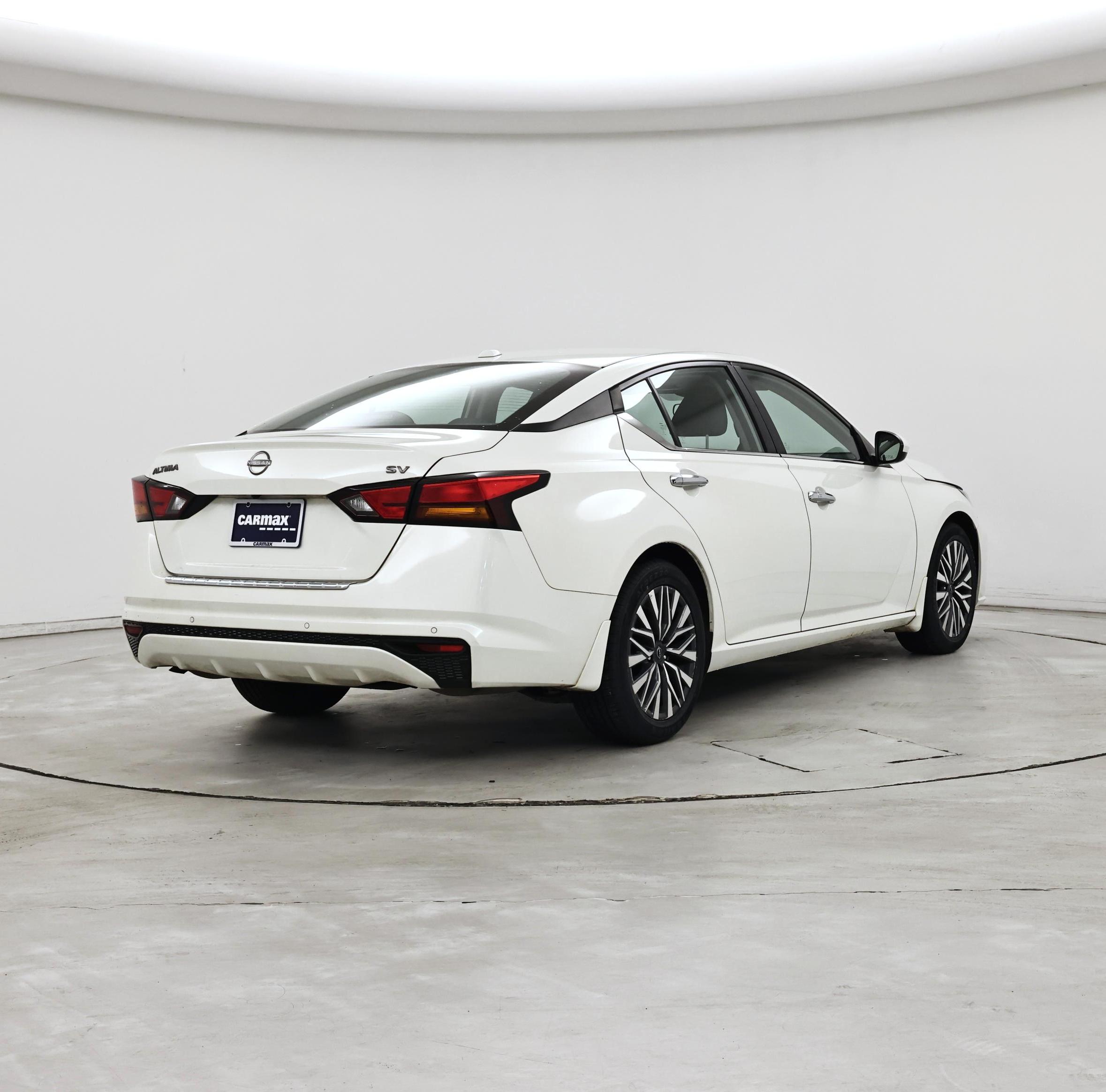 Thumbnail: 2023 Nissan Altima - 8