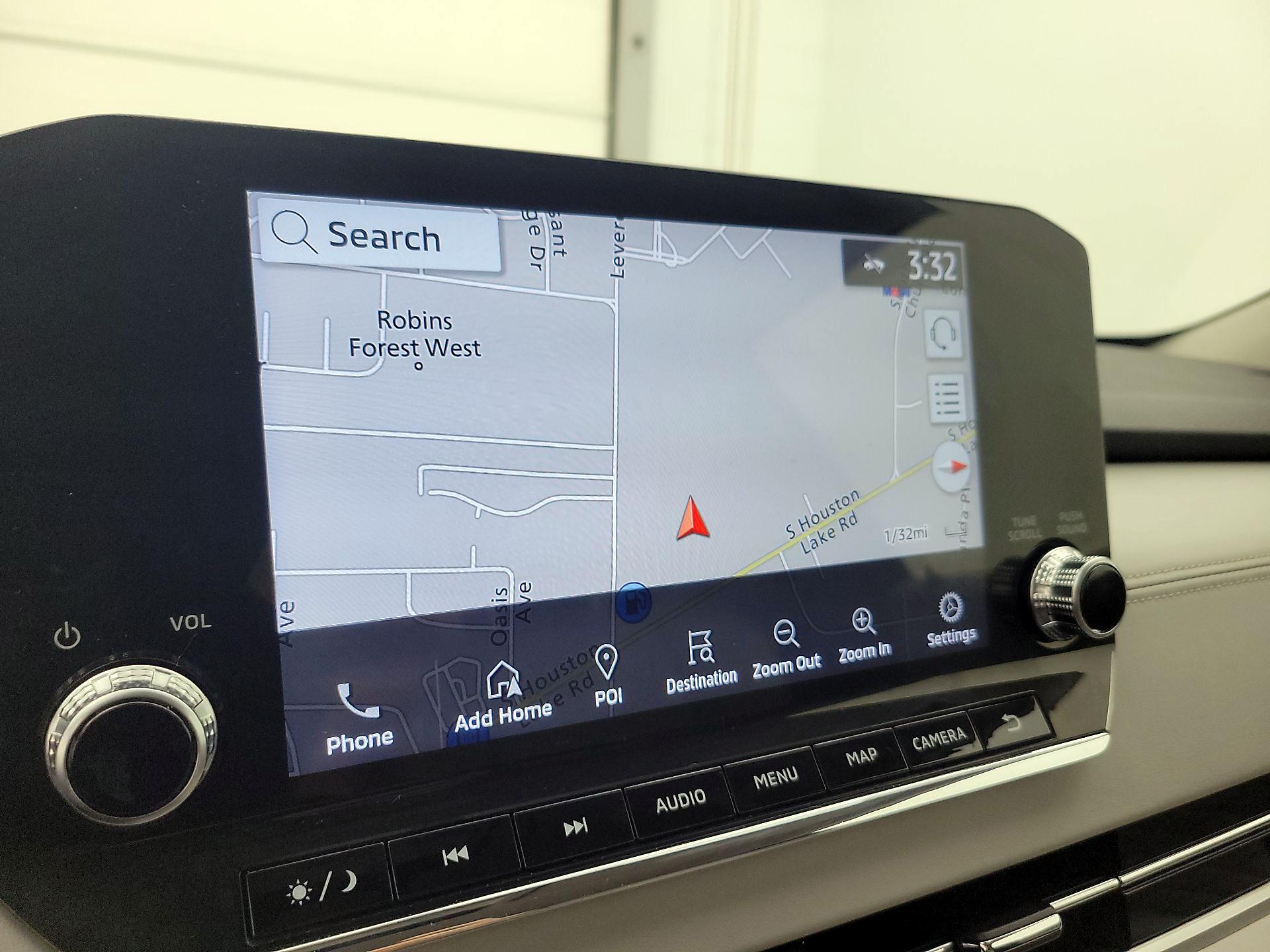 Thumbnail: 2023 Mitsubishi Outlander - 14