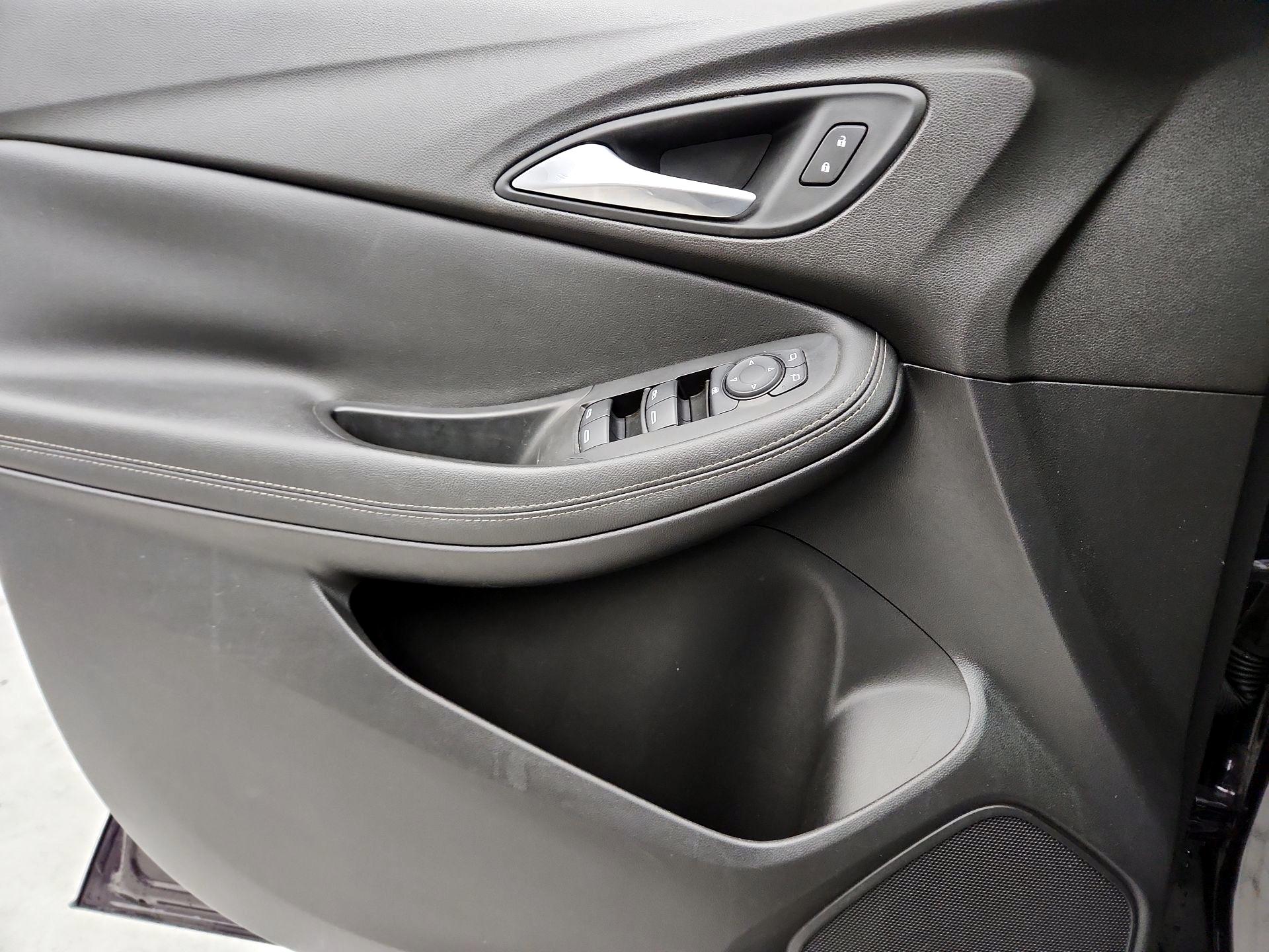 Thumbnail: 2021 Buick Encore GX - 12