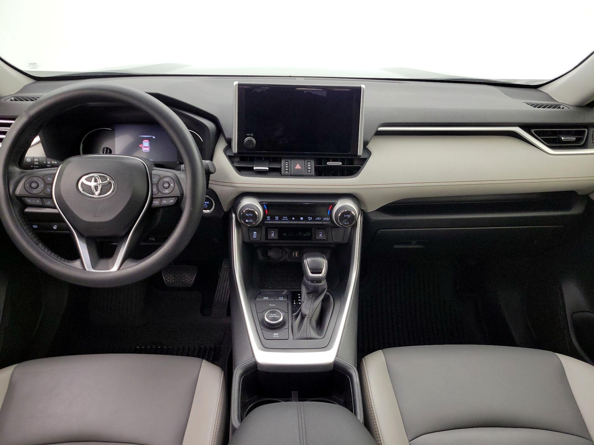 Thumbnail: 2024 Toyota RAV4 - 9