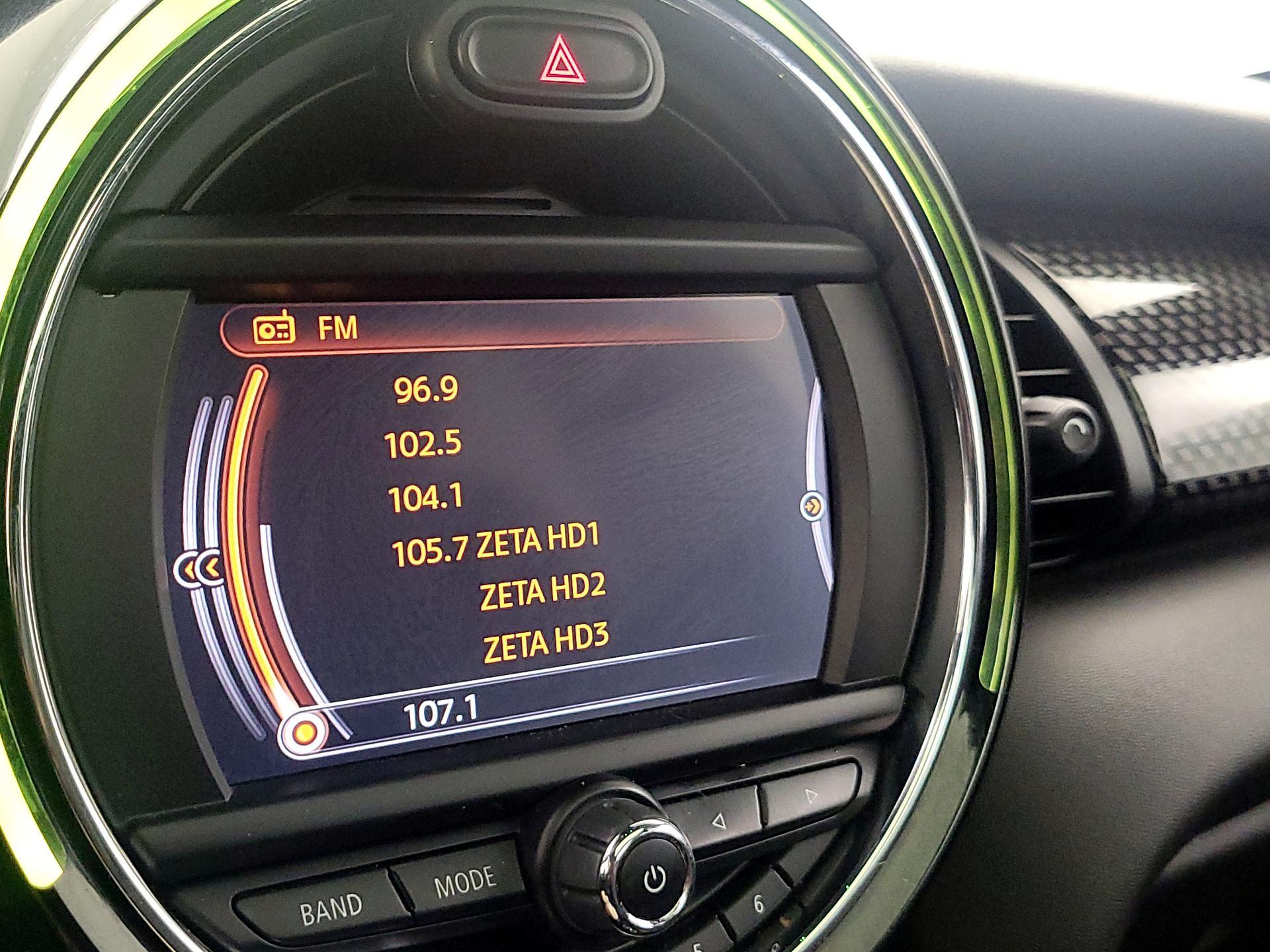 Thumbnail: 2017 MINI Cooper Hardtop - 14