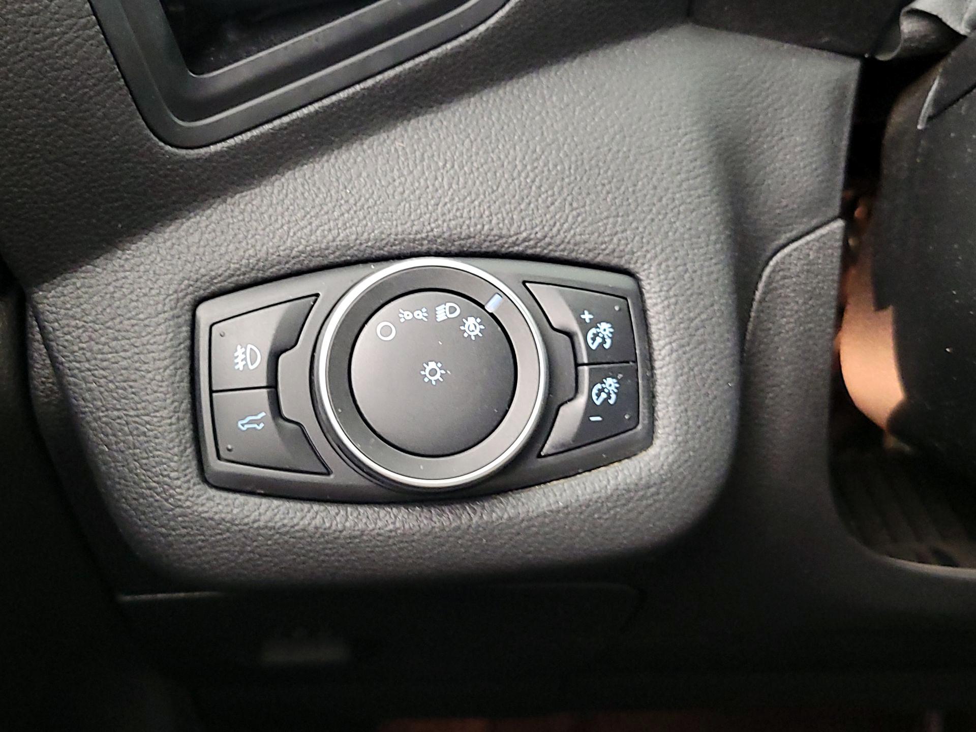 Thumbnail: 2018 Ford Escape - 13