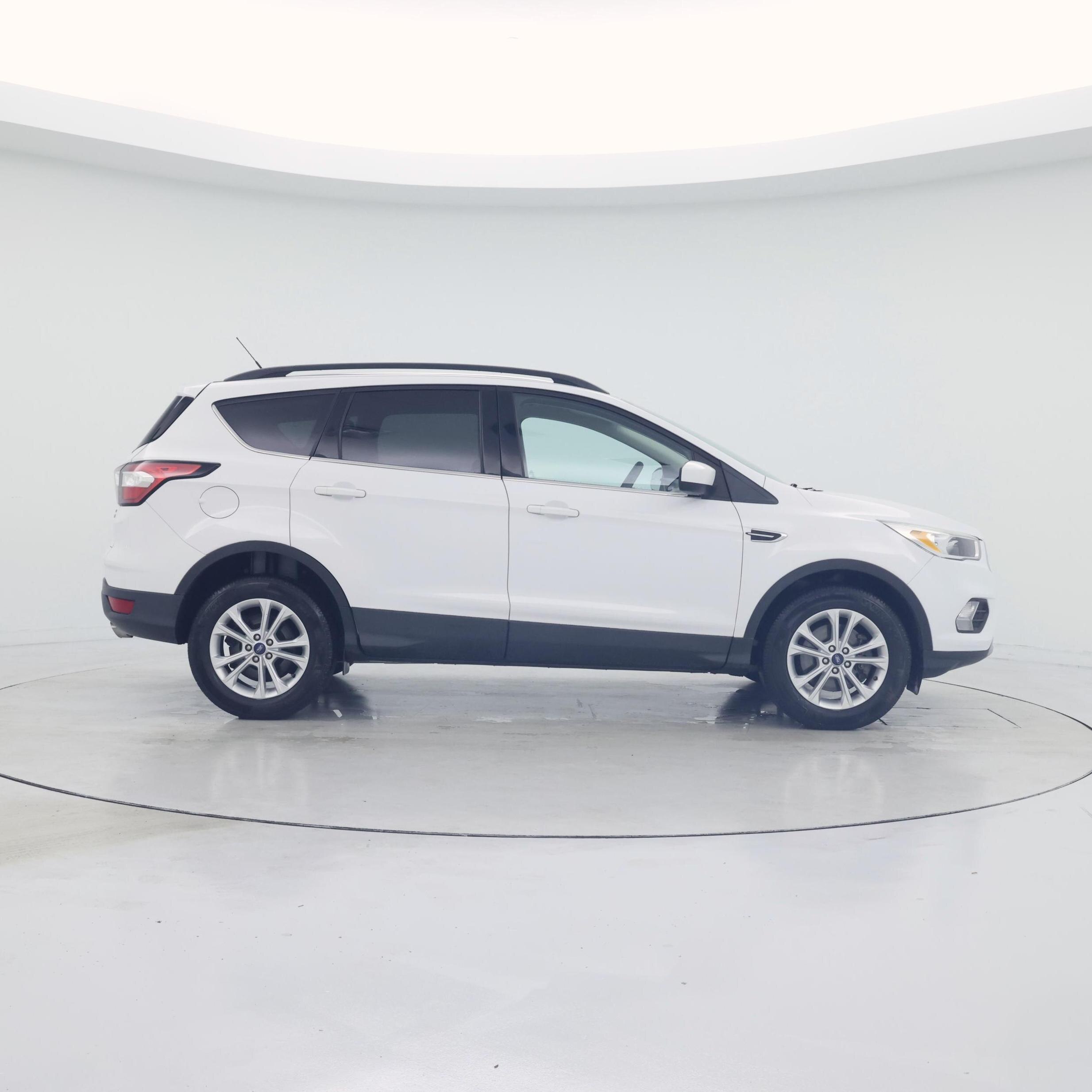 Thumbnail: 2018 Ford Escape - 7