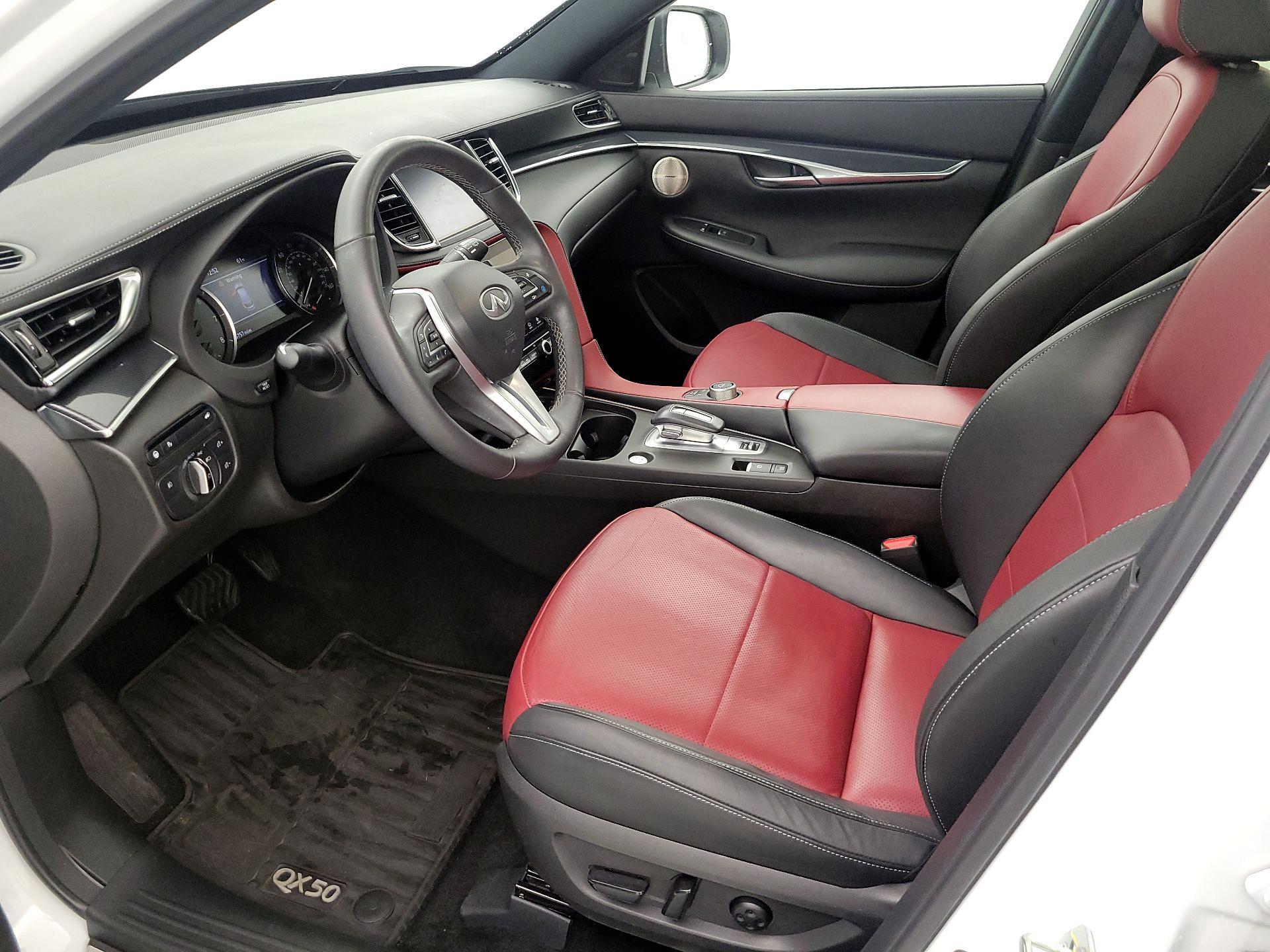 Thumbnail: 2023 INFINITI QX50 - 11