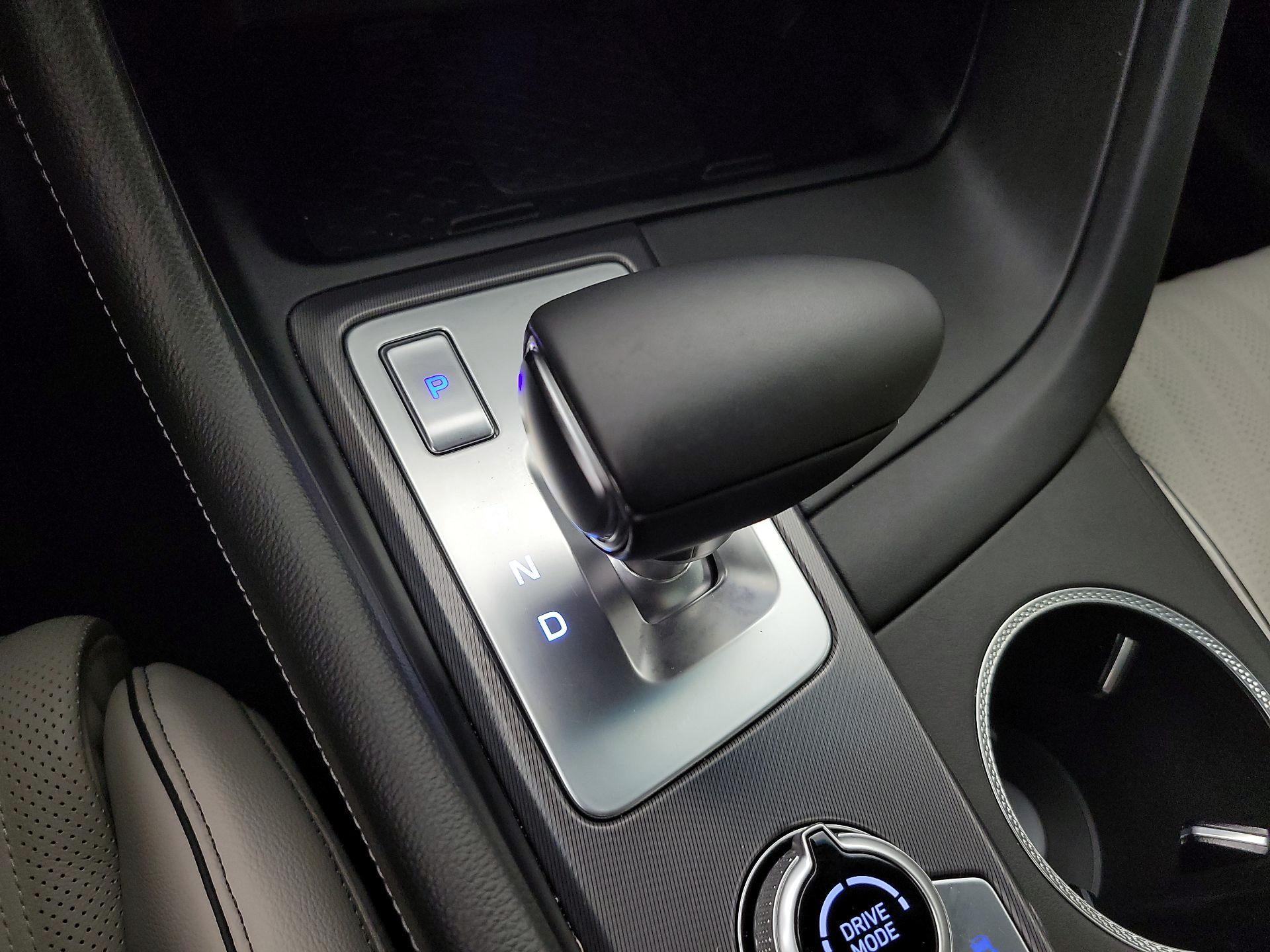 Thumbnail: 2025 Genesis G70 - 18