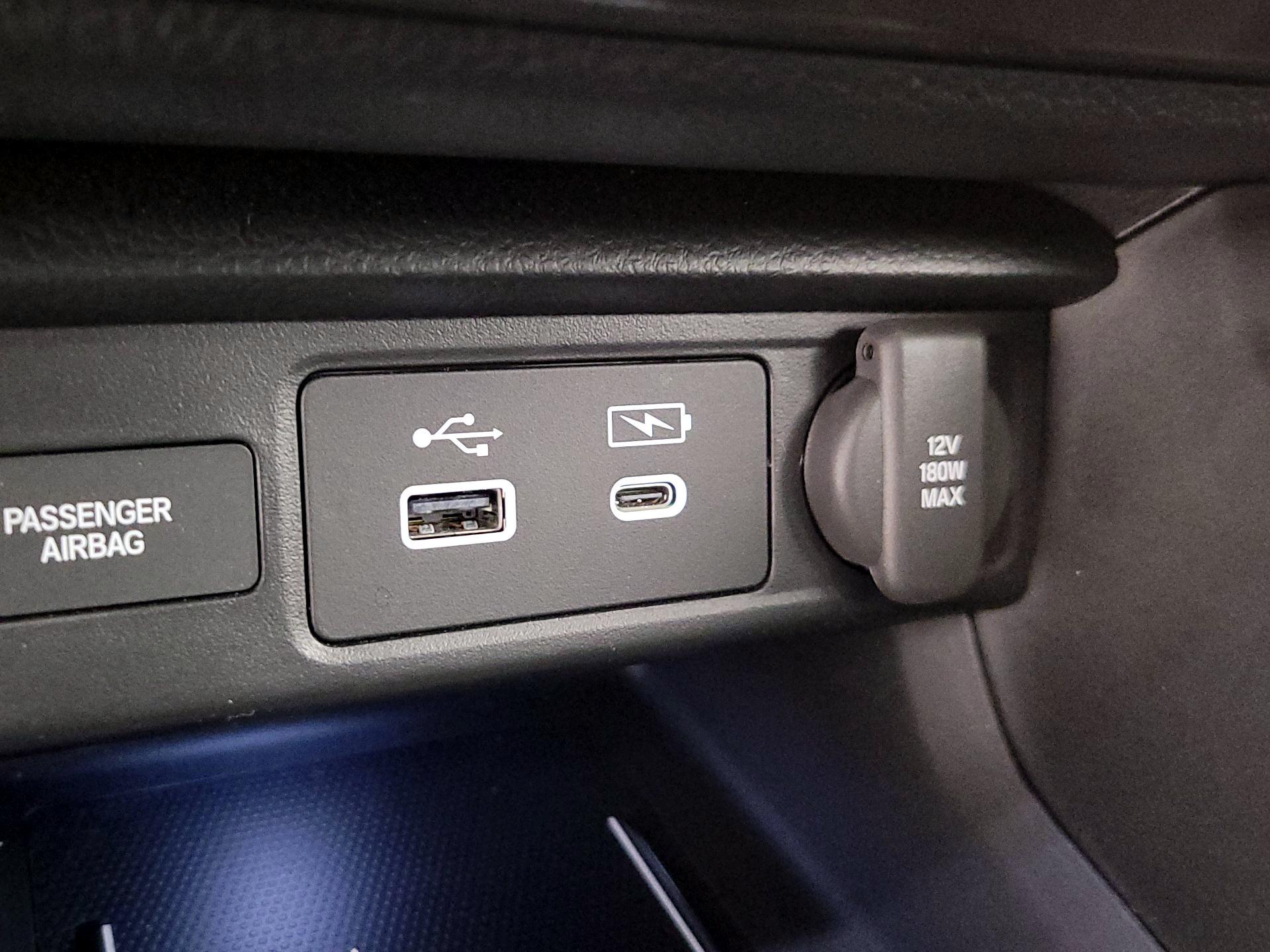 Thumbnail: 2024 Acura Integra - 18