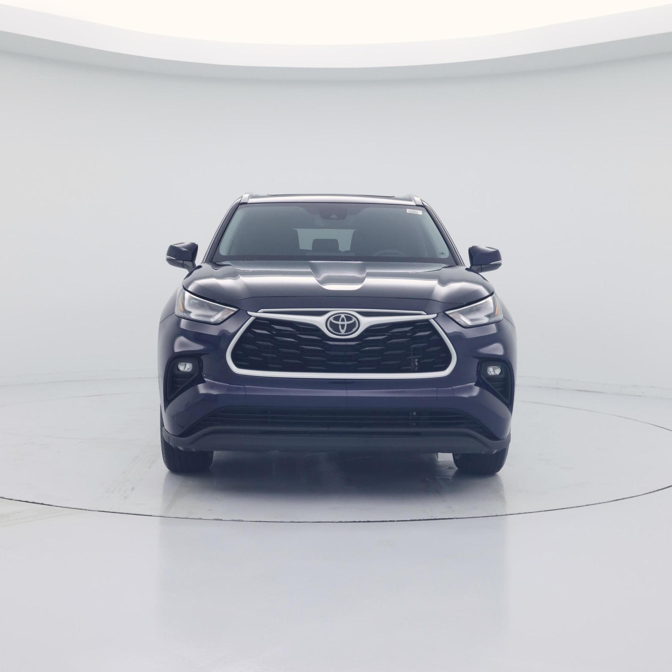 Thumbnail: 2022 Toyota Highlander - 5