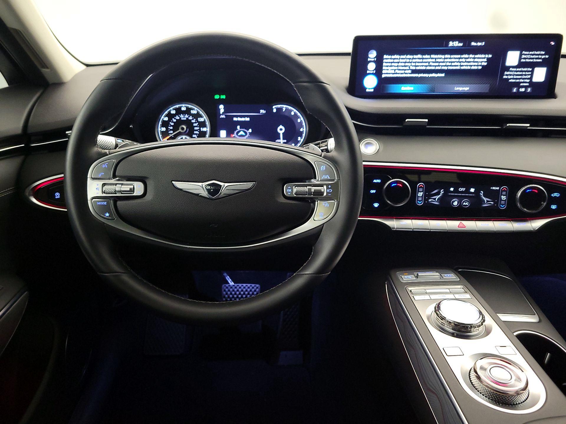 Thumbnail: 2023 Genesis GV70 - 10