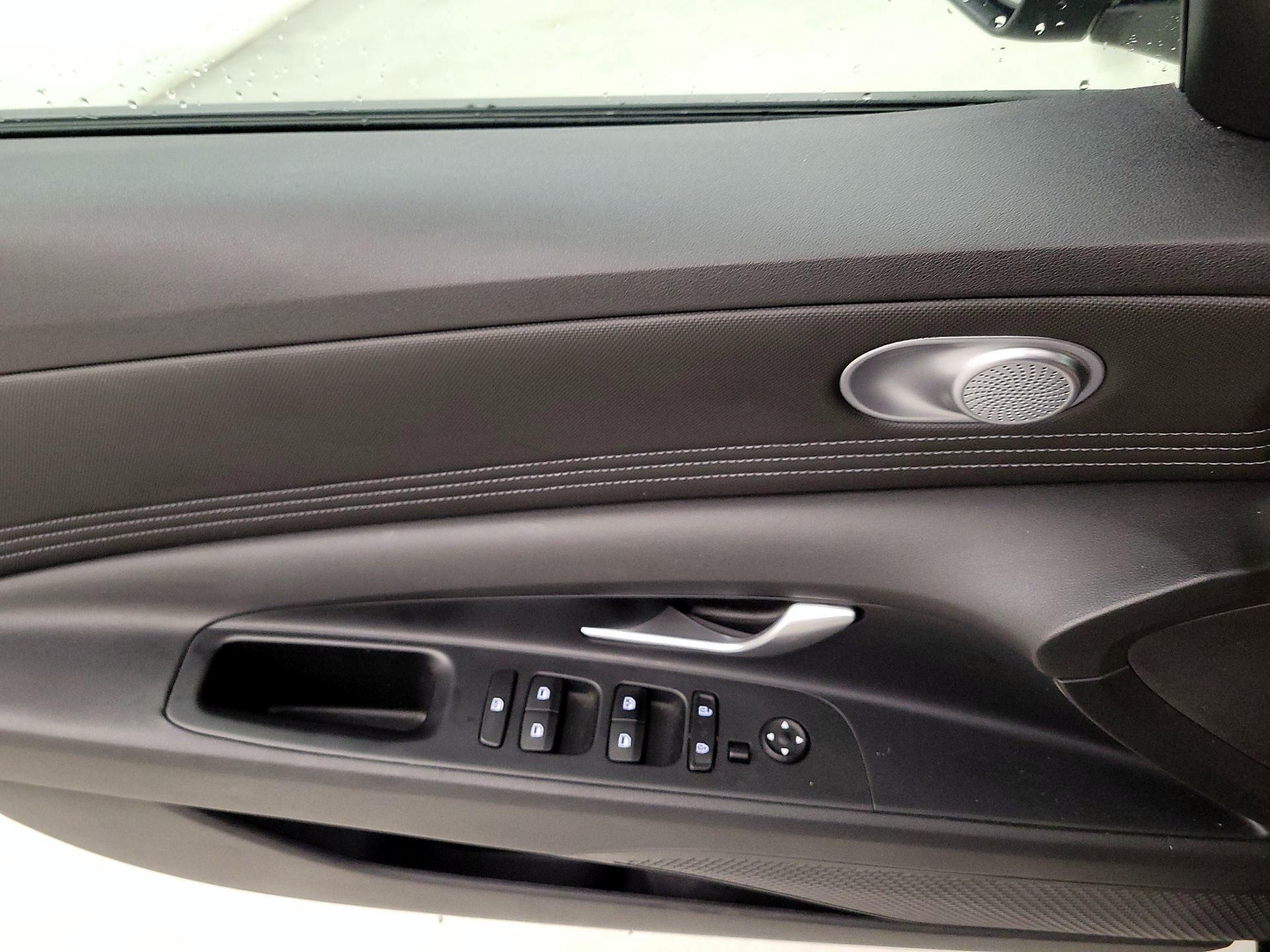 Thumbnail: 2023 Hyundai Elantra - 12