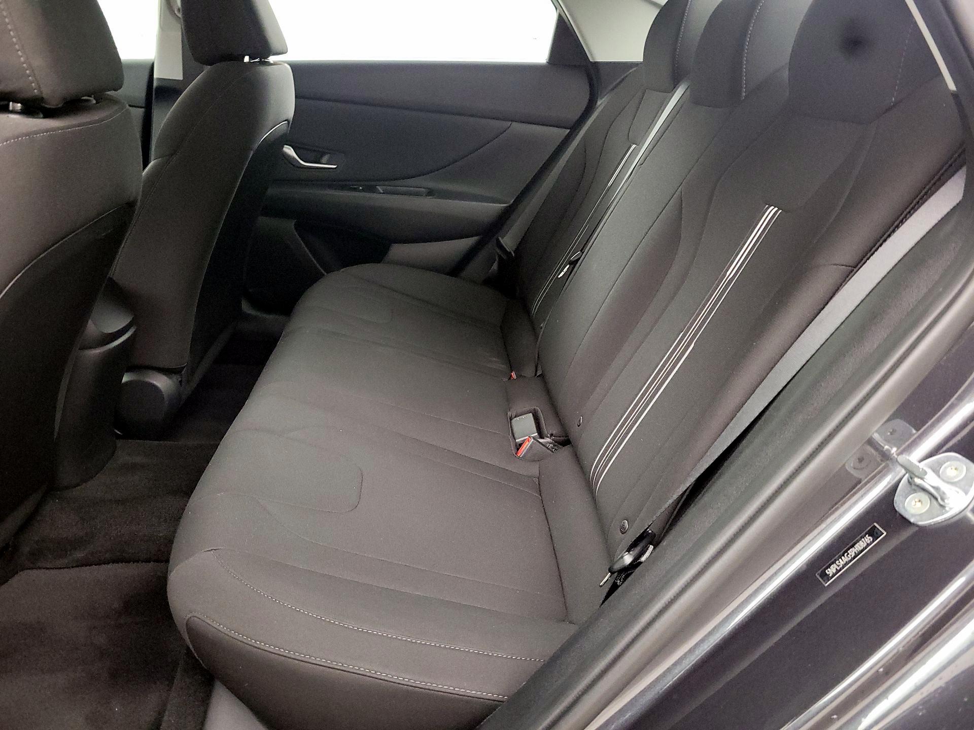 Thumbnail: 2023 Hyundai Elantra - 20