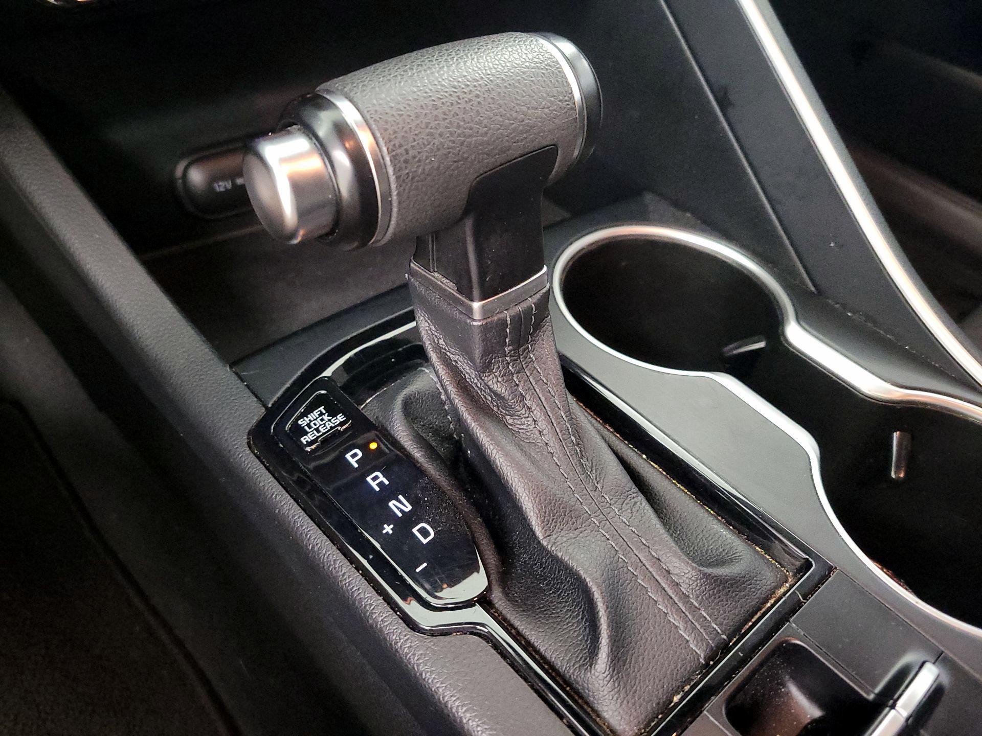 Thumbnail: 2022 Kia K5 - 17