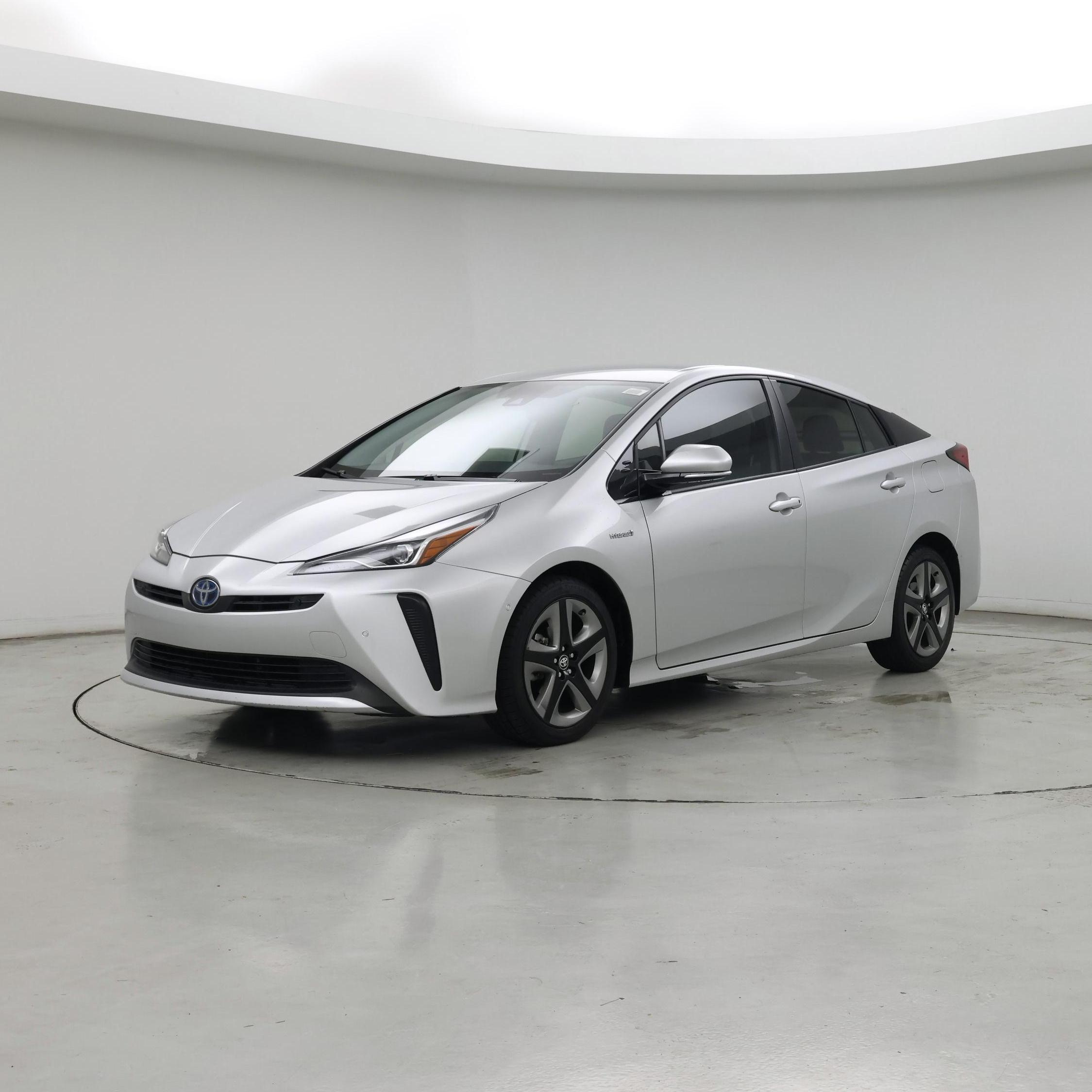 Thumbnail: 2020 Toyota Prius - 4