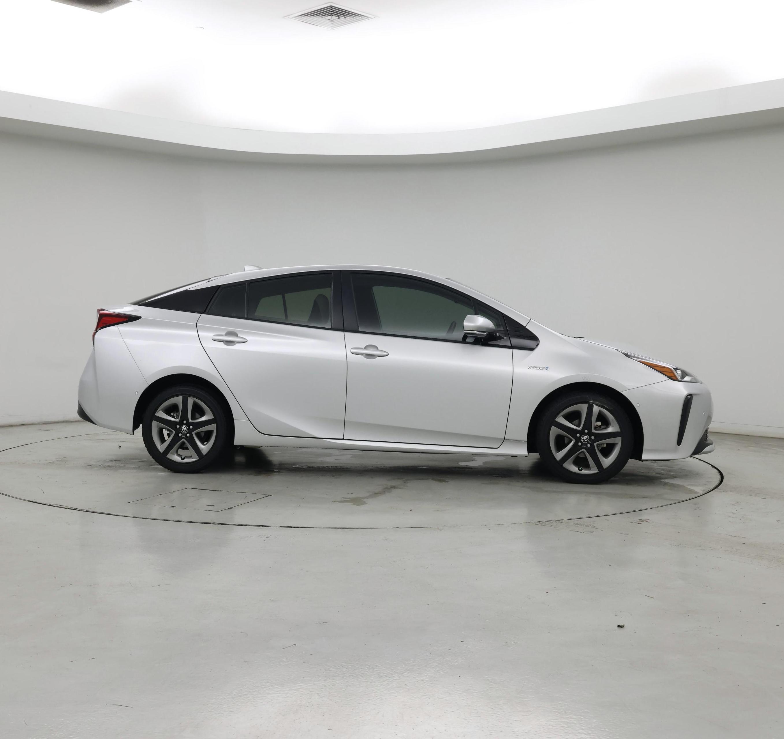 Thumbnail: 2020 Toyota Prius - 7