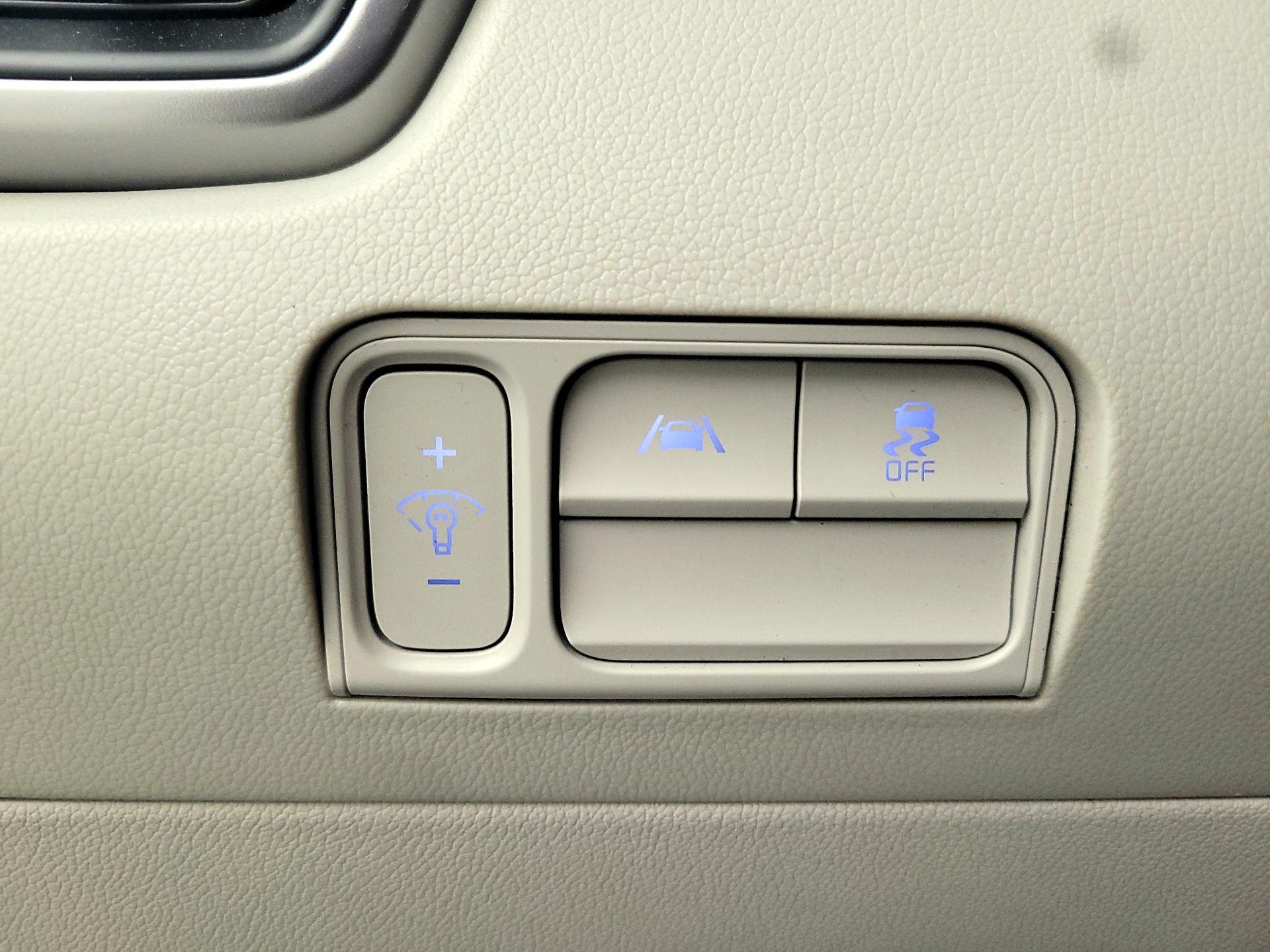 Thumbnail: 2022 Kia Sorento - 13