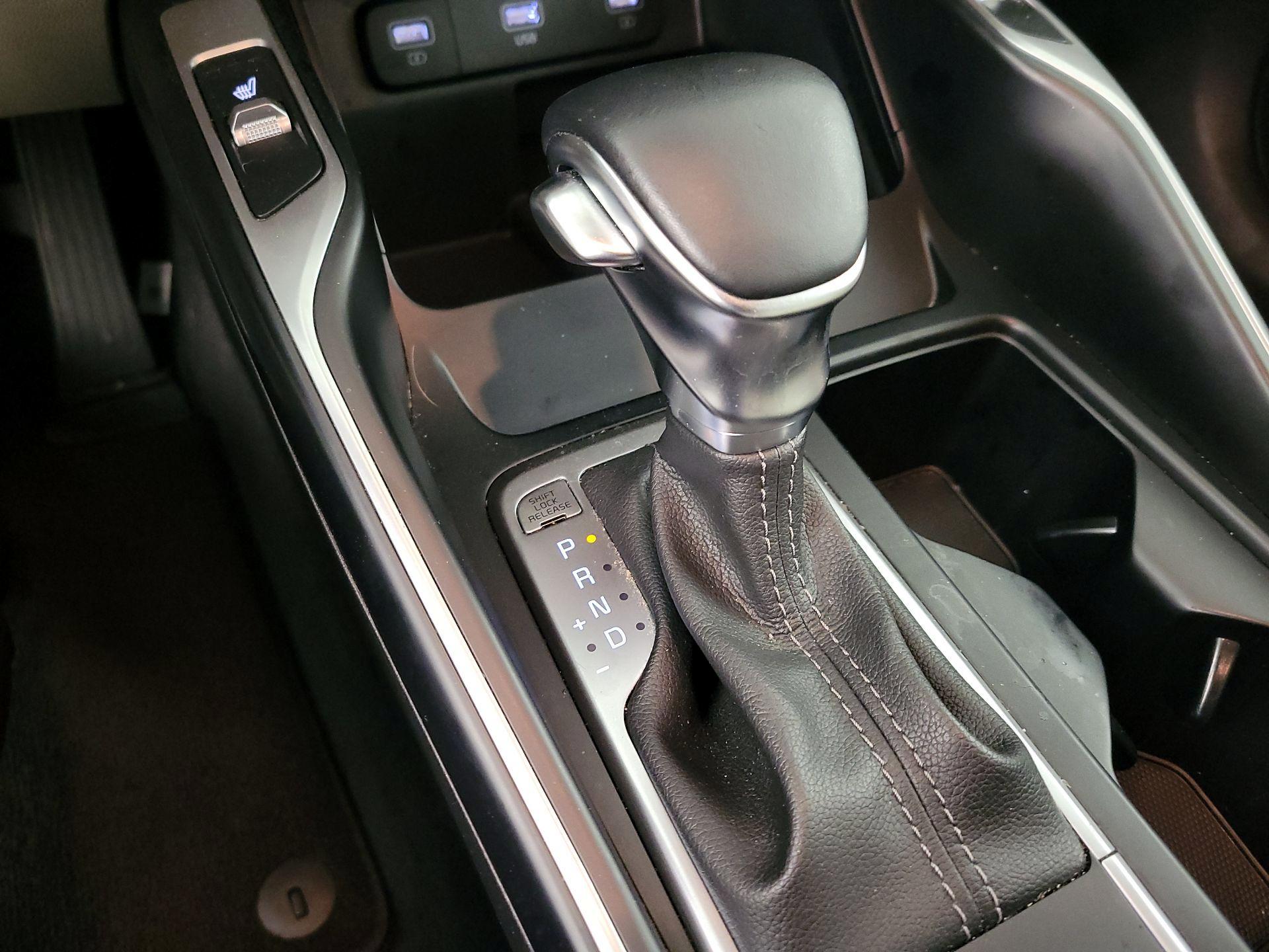 Thumbnail: 2022 Kia Sorento - 18