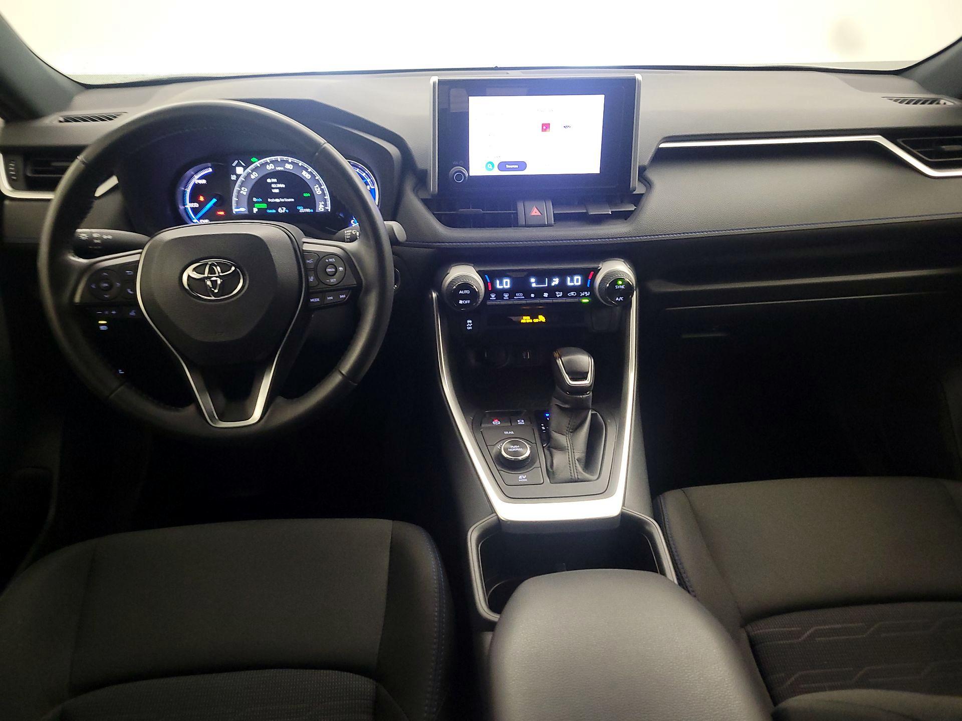 Thumbnail: 2024 Toyota RAV4 - 9