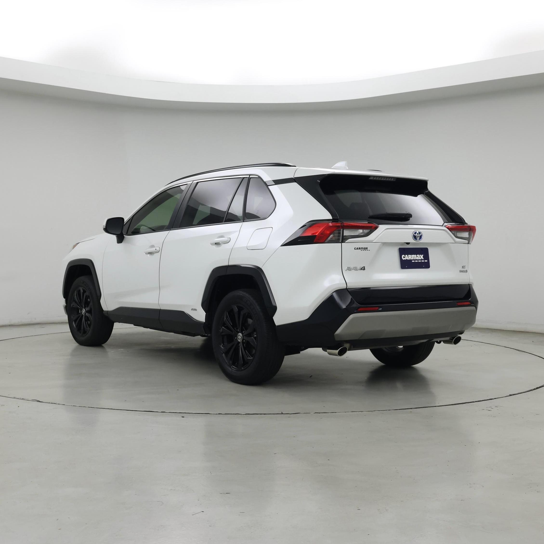 Thumbnail: 2024 Toyota RAV4 - 2