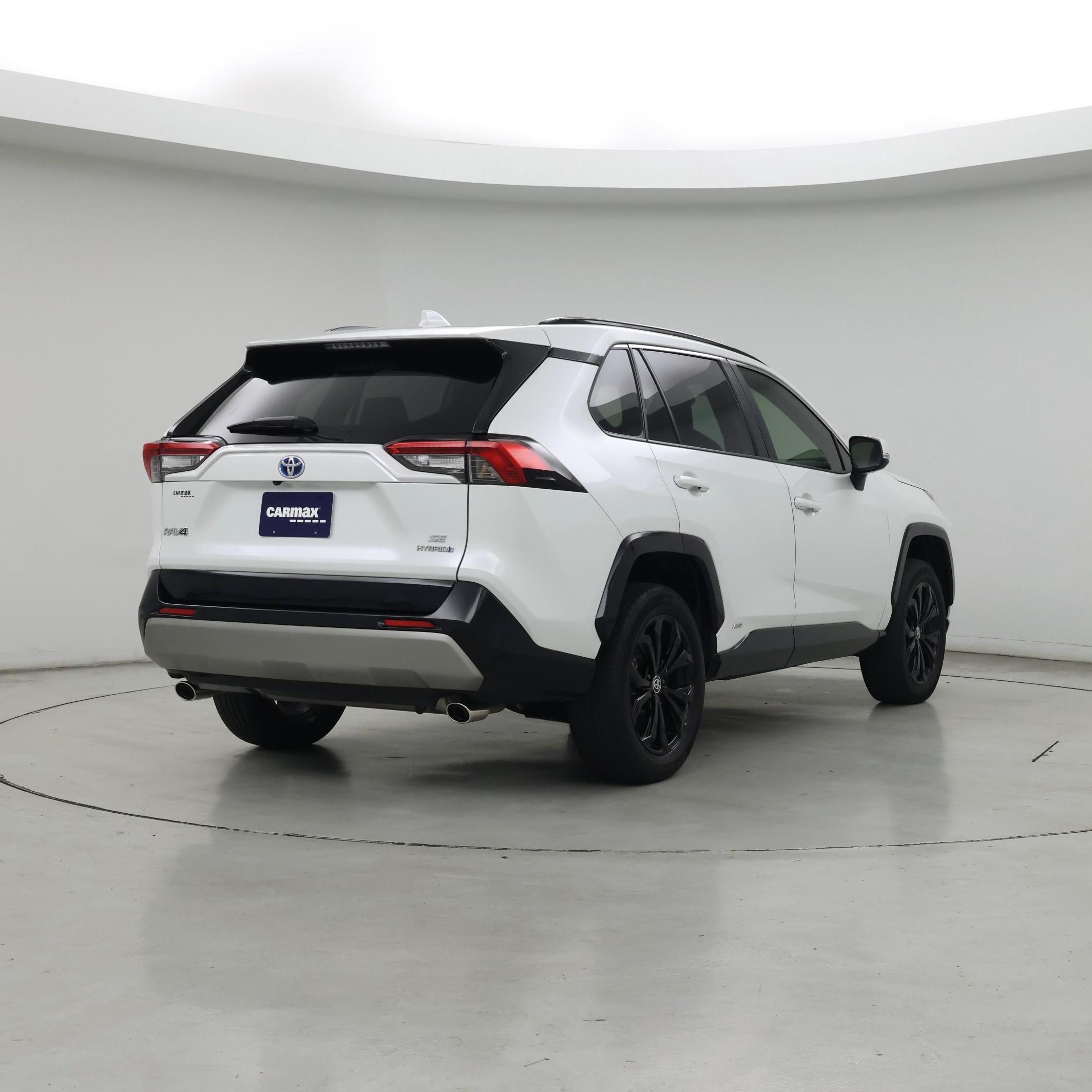 Thumbnail: 2024 Toyota RAV4 - 8