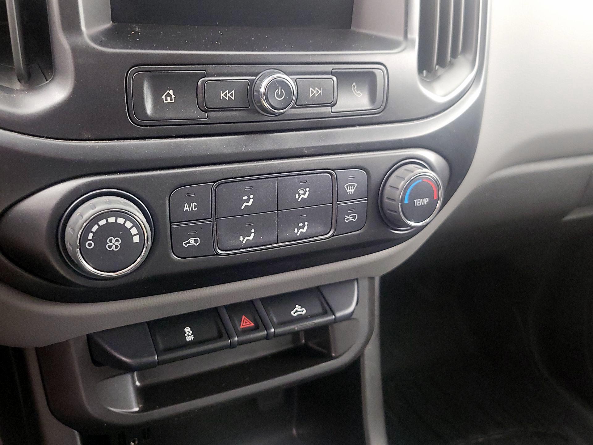 Thumbnail: 2022 Chevrolet Colorado - 16