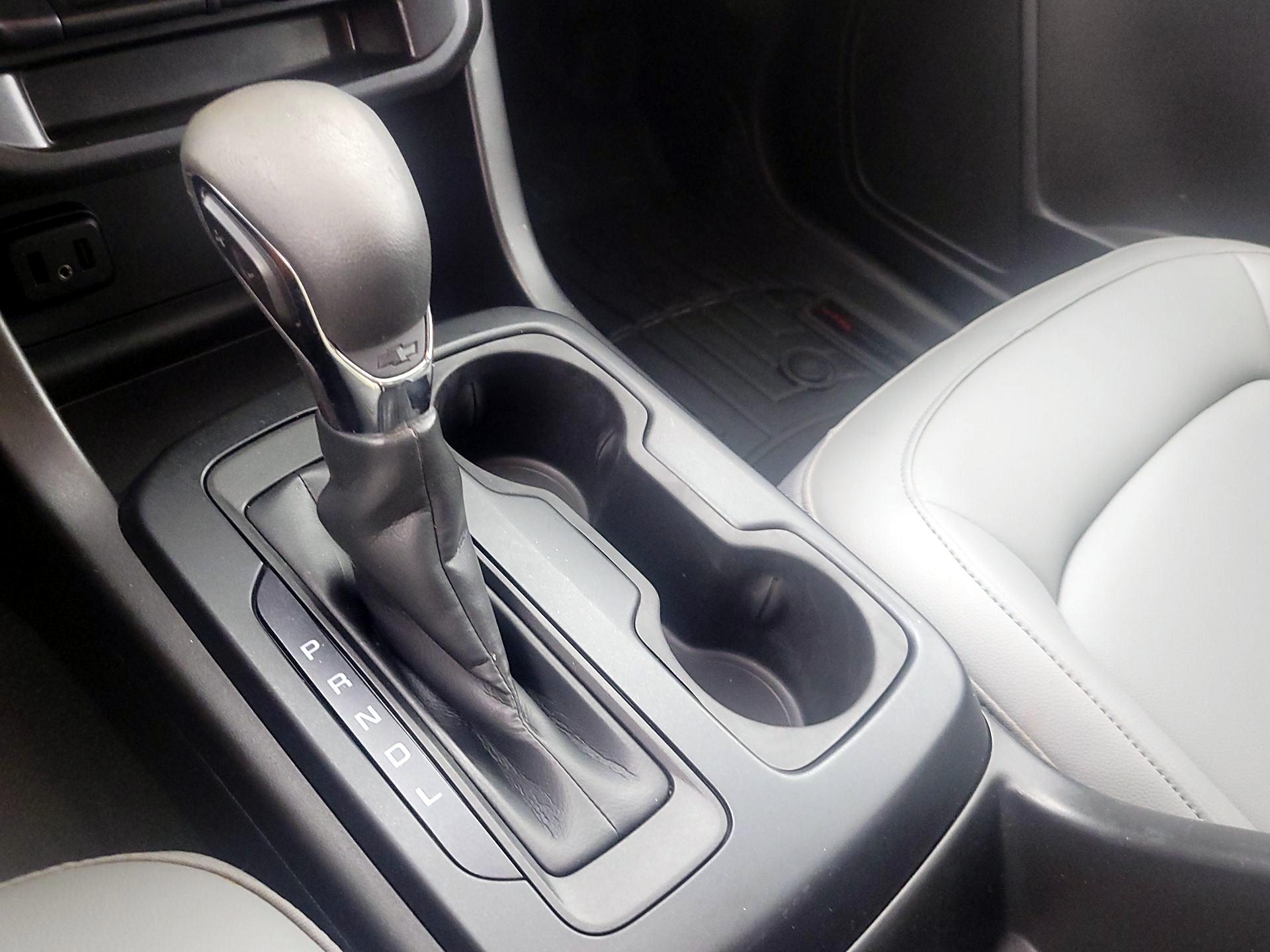 Thumbnail: 2022 Chevrolet Colorado - 17